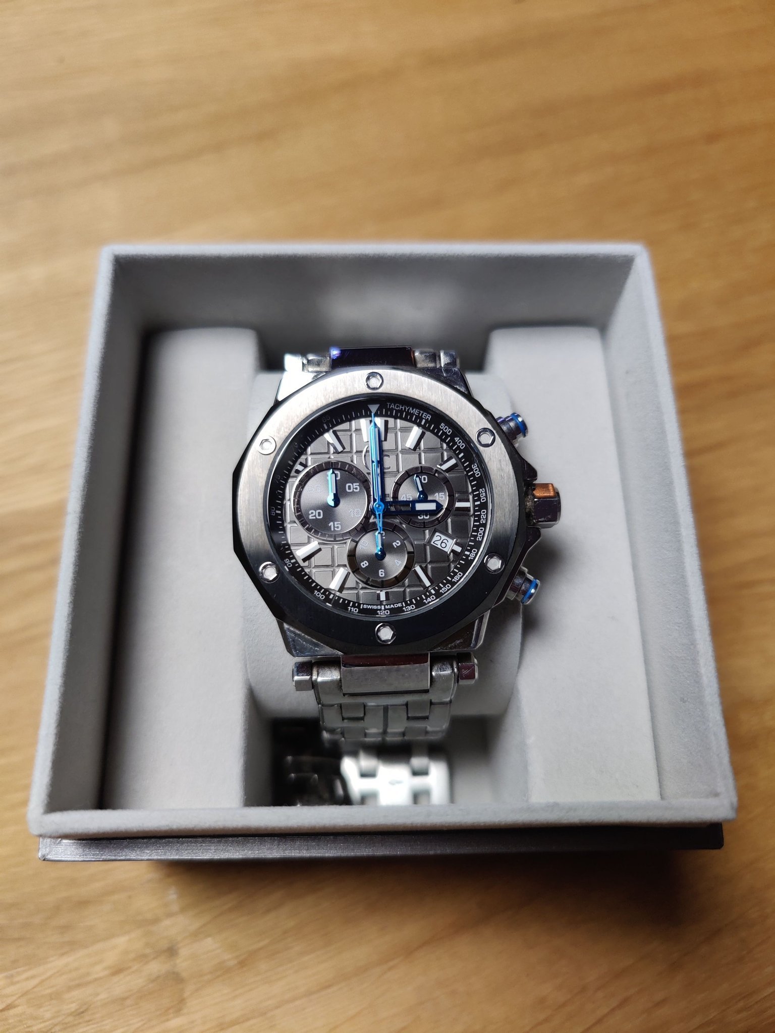 GUESS GC X72009G5S CHRONOGRAPH | Köp på Tradera (533910311)