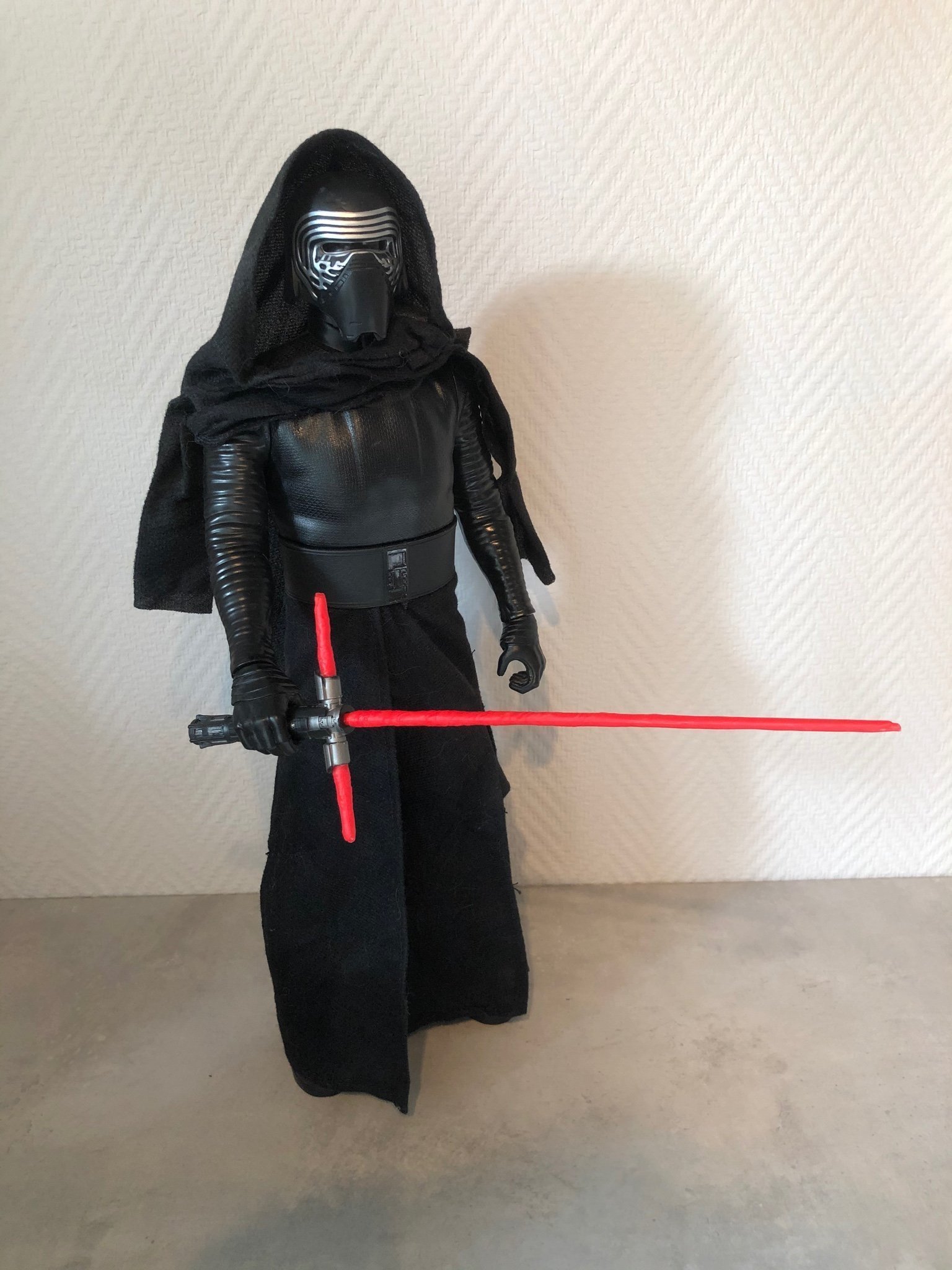 Star Wars - Kylo Ren 46 cm hög