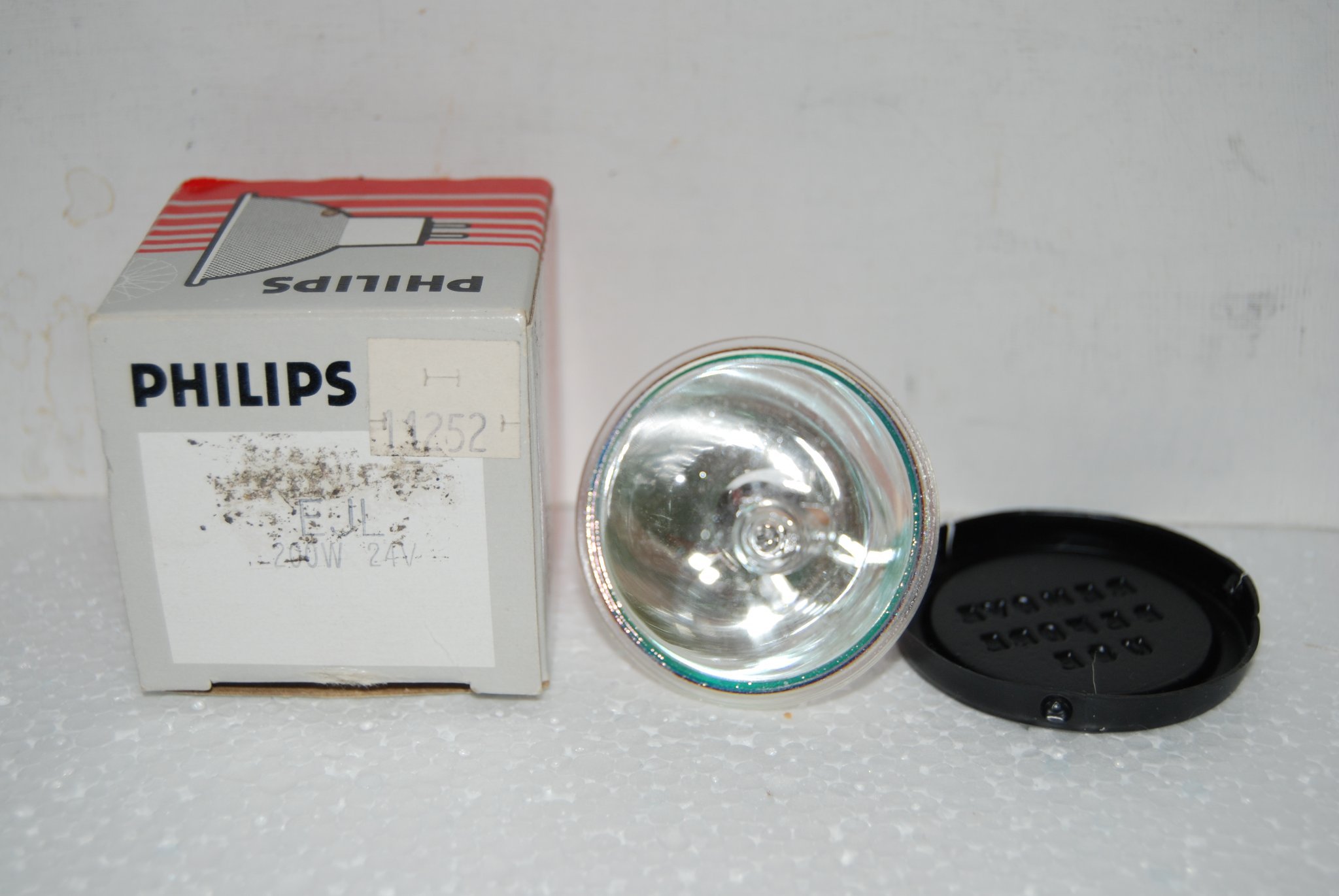 HELT NY PROJ. LAMPA HELT NY PROJ. LAMPA