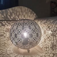 Kort auktion! tjusig el lampa med fantastiskt sken. belysning, shabby
