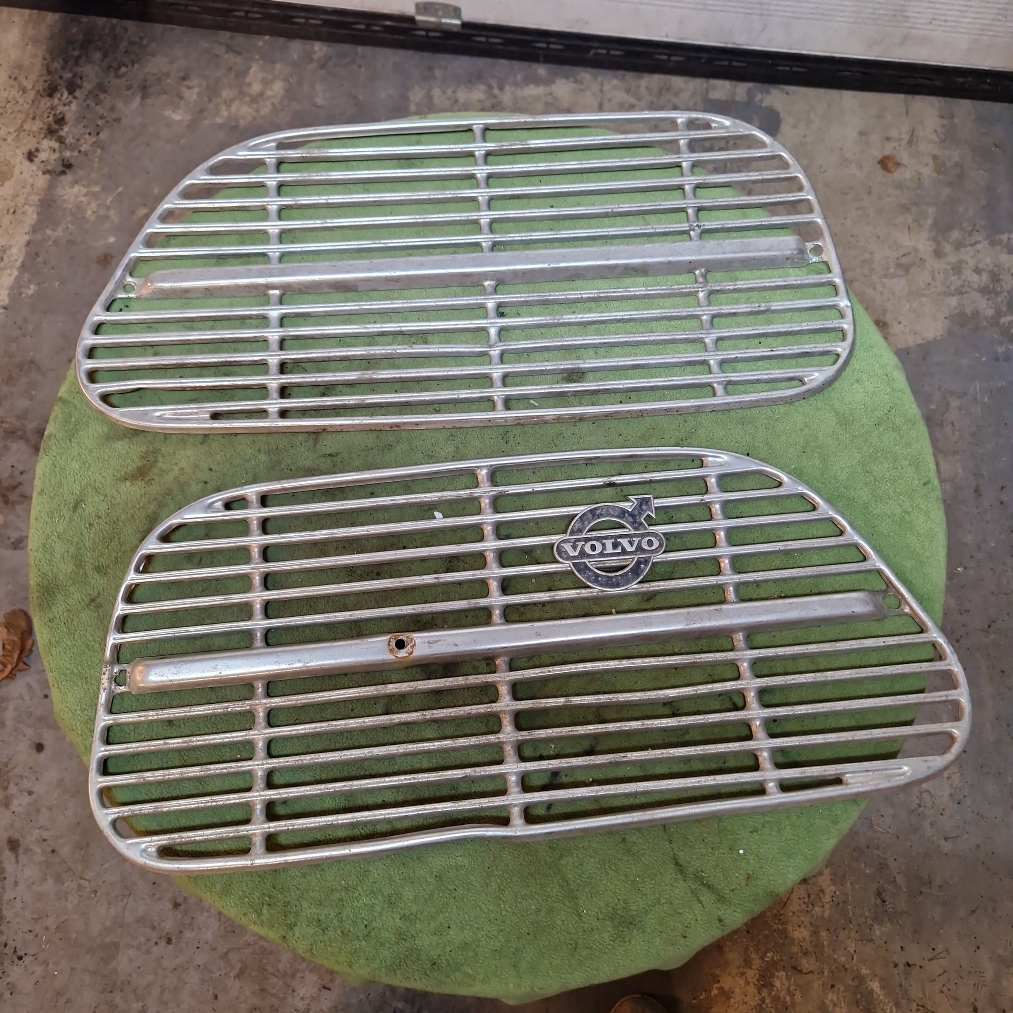 Grillhalvor volvo amazon Köp på Tradera (618800516)