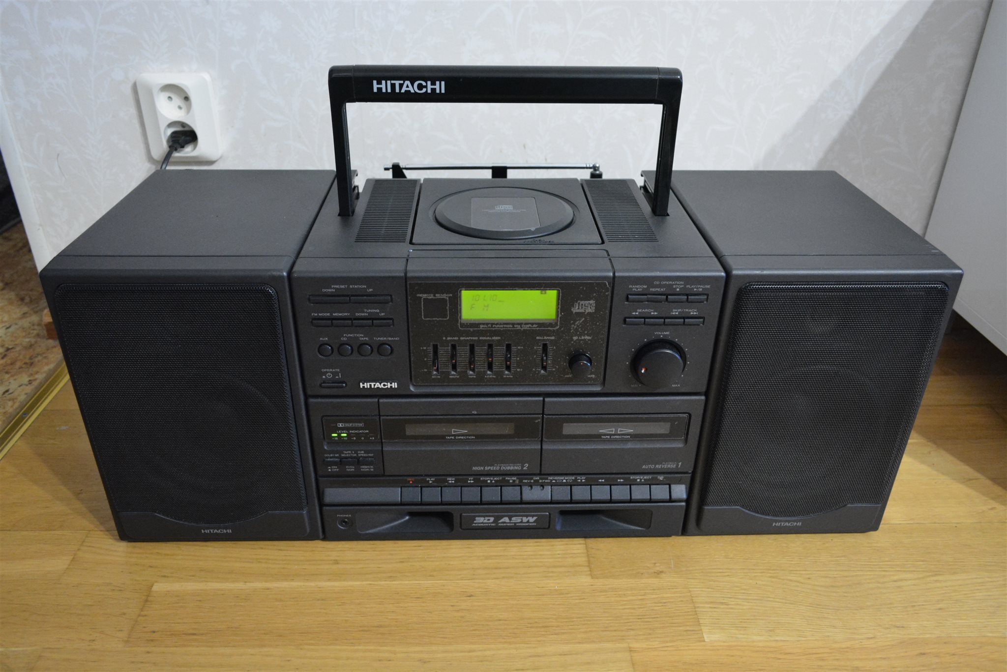 HITACHI boombox , stereosystem,CD spelare,dubb.. (337461626) ᐈ Köp på Tradera