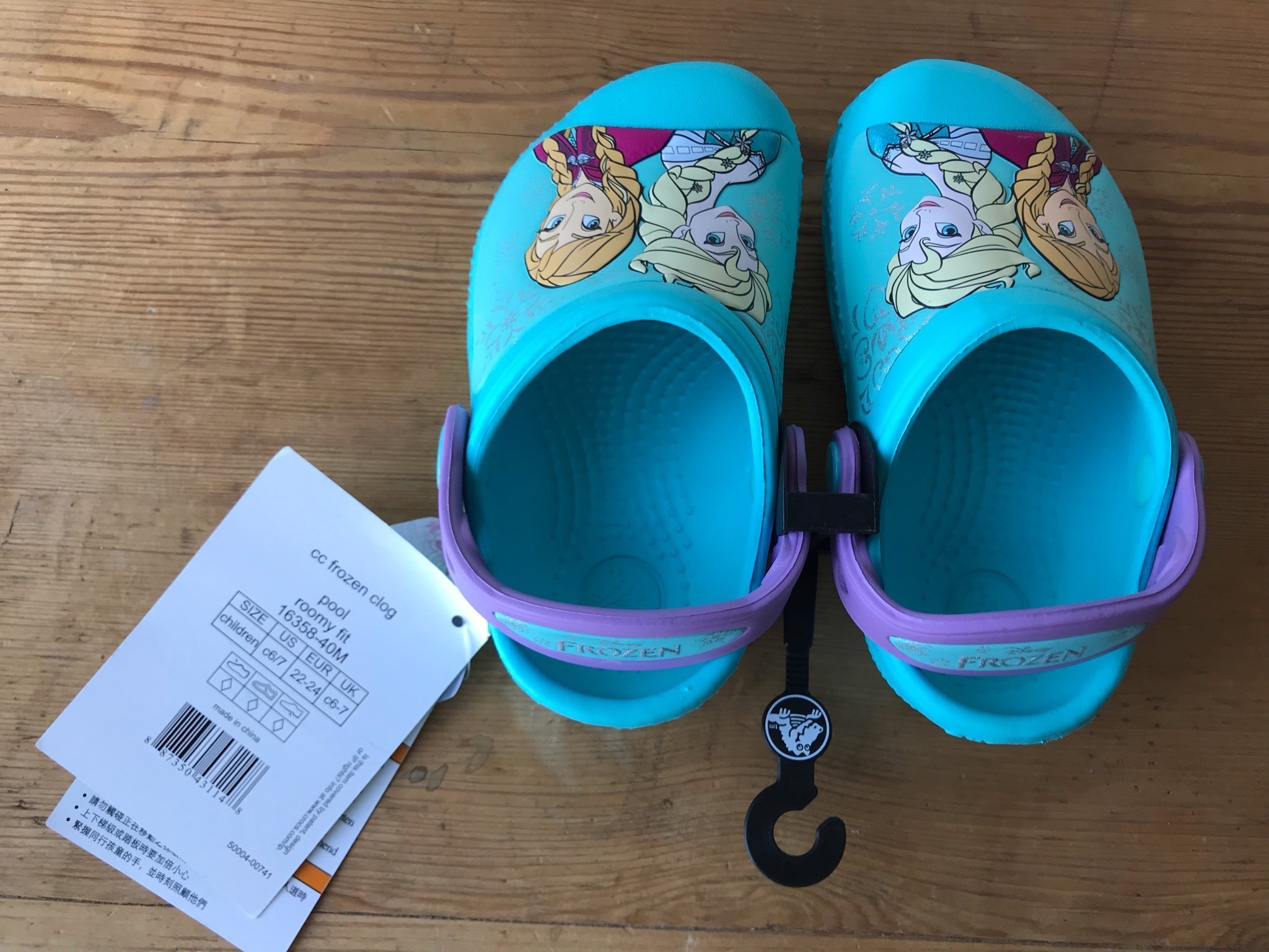 crocs 24