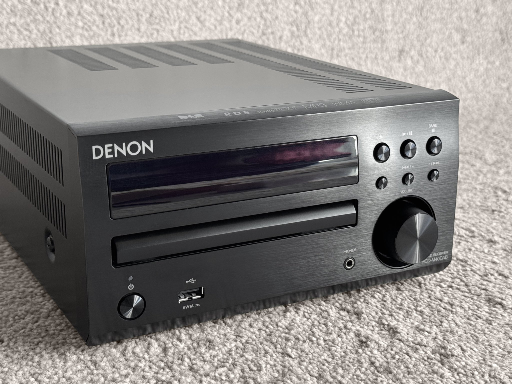 Se produkter som liknar CD-Receiver Denon RCD-M40DAB på Tradera
