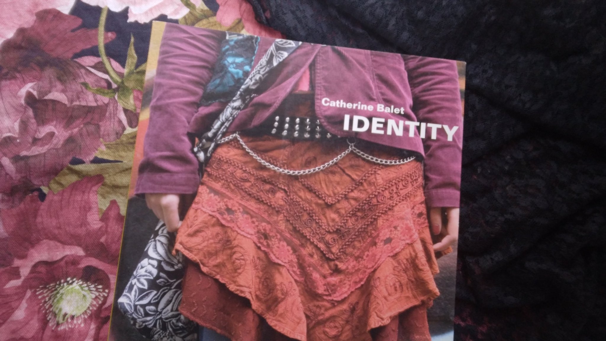 Identity by Catherine Balet, 2004-2006 | Köp på Tradera (712936526)