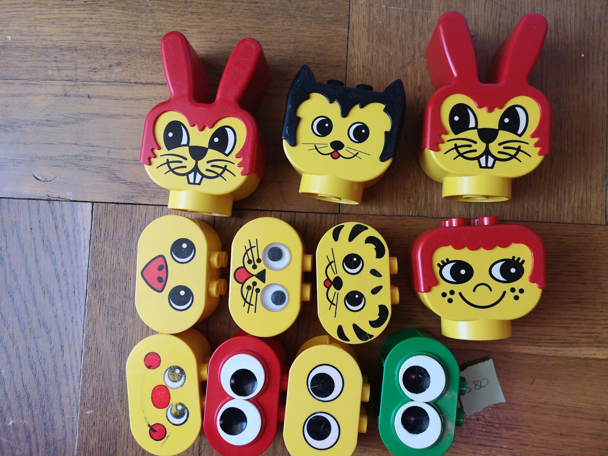 Fina DUPLO ansikten o figurer