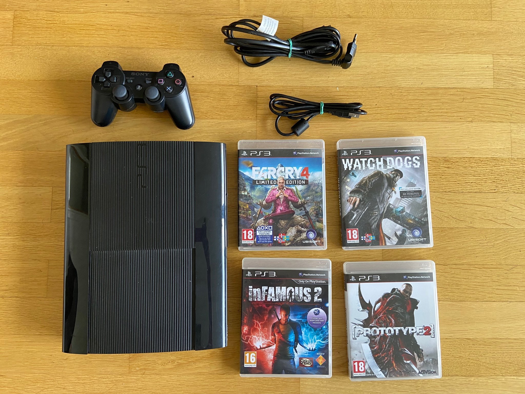 PlayStation 3 med 4 spel