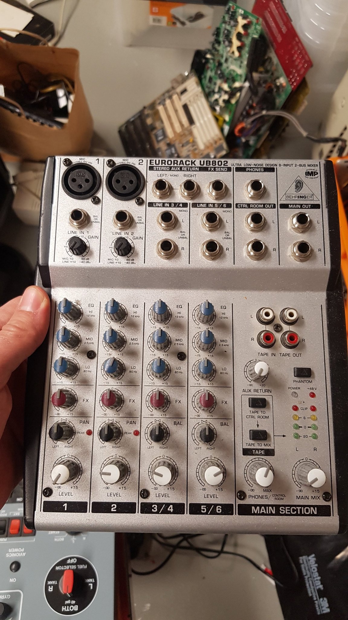 Behringer Eurorack UB802 Mixer (439832364) ᐈ Köp på Tradera