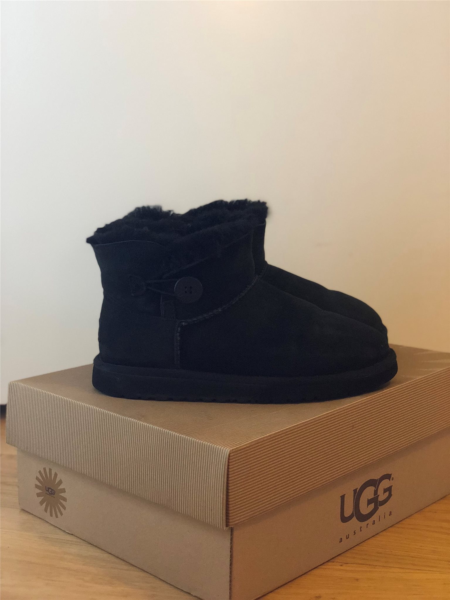 ugg svart pris ugg svart pris