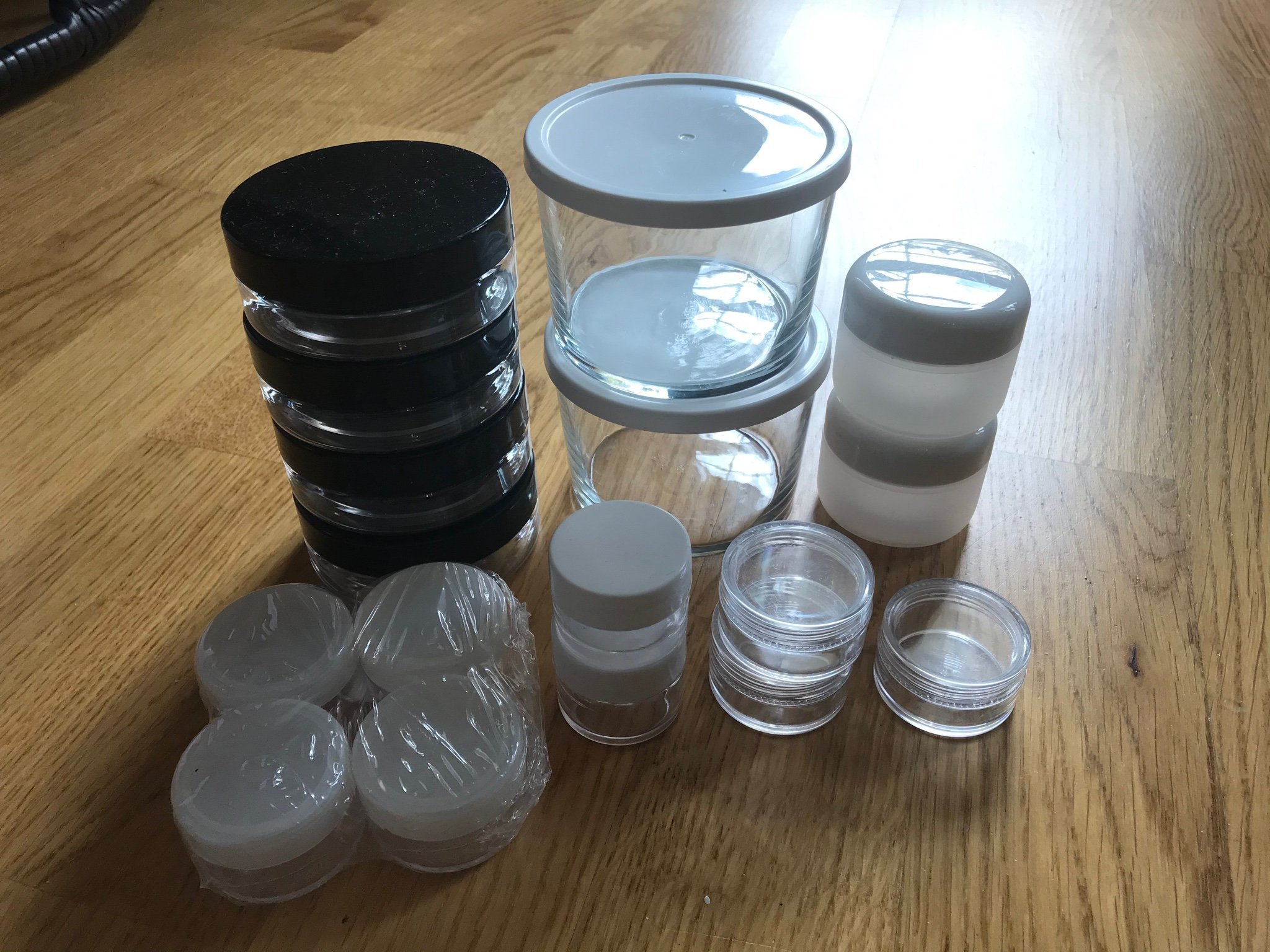 Gör egen hudvård, Diy paket, Burkar, oljor, bivax, bikarbonat, sheasmör,