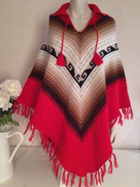 Inka fri frakt röd beige svart poncho jacka slängkappa tröja one size retro L XL