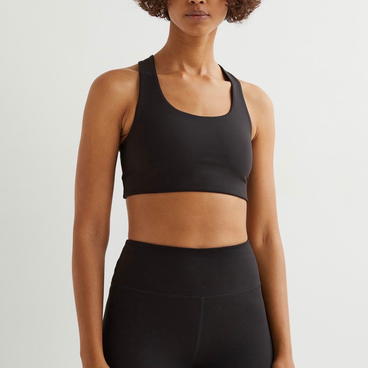 H&M sport BH Köp på Tradera (591710808)