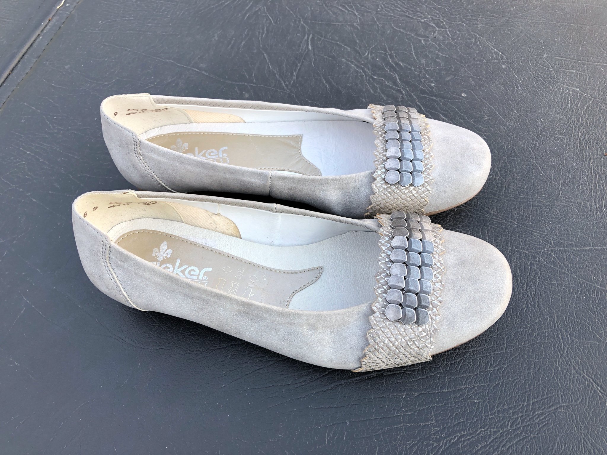 Snygga bekväma silvergrå RIEKER ballerina m. si.. (406148092 Rieker Ballerinaskor i skinn Vit Ballerinaskor Ellos.se