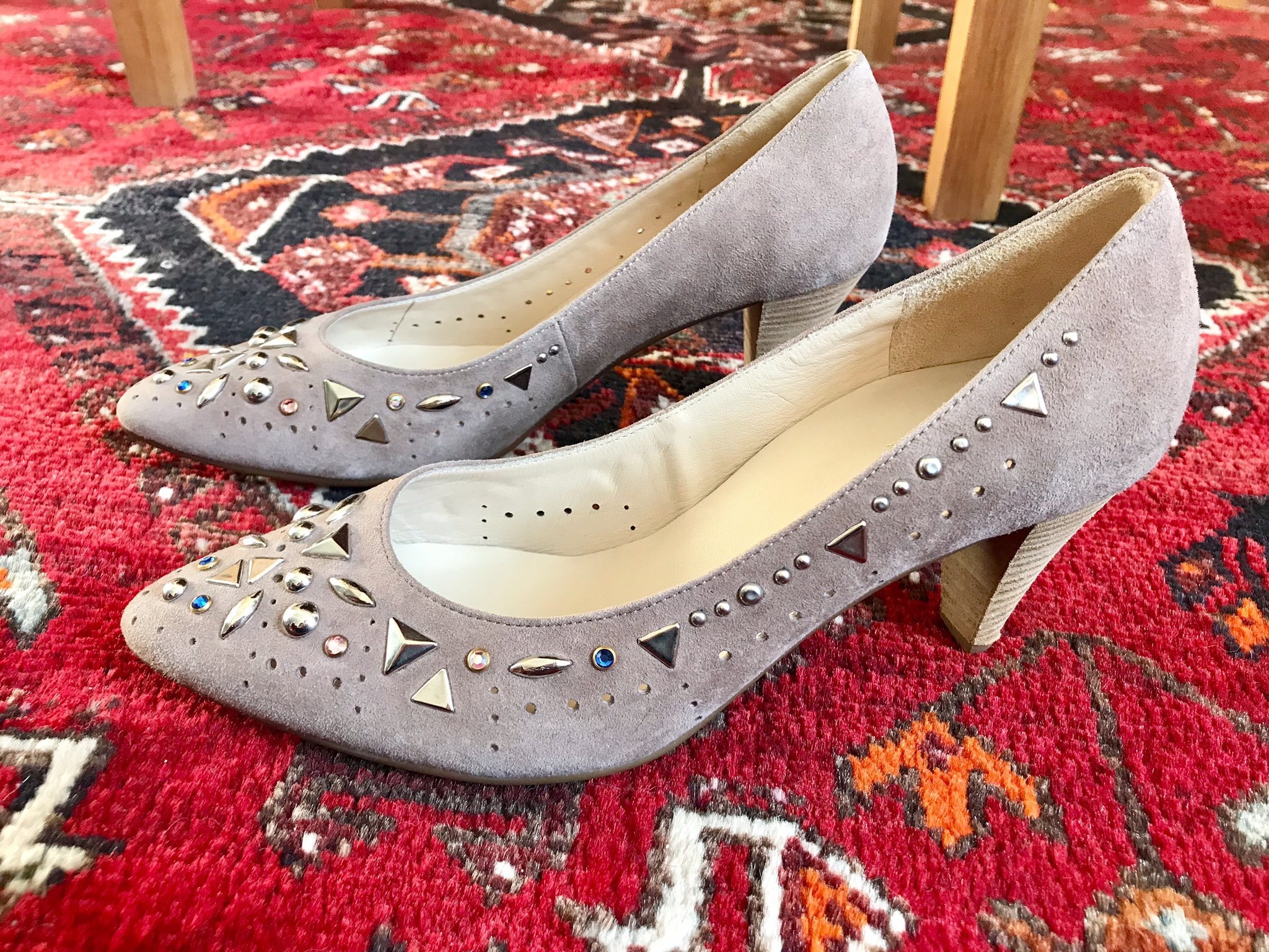 Högl pumps skor mocka nitar, 38, nya (349245084) ᐈ Köp på Högl pumps skor mocka nitar, 38, nya (349245084) ᐈ Köp på