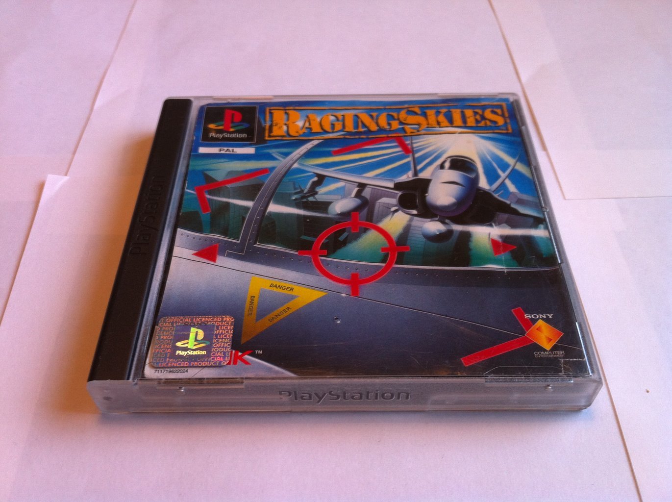 Jeux Playstation 1 - Raging Skies - PAL - Bon état avec livret