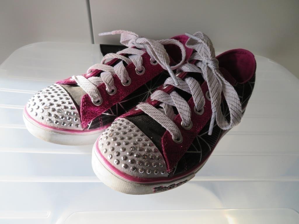 *** Twinkle toes by Sketchers, EUR 30, 19 cm ***