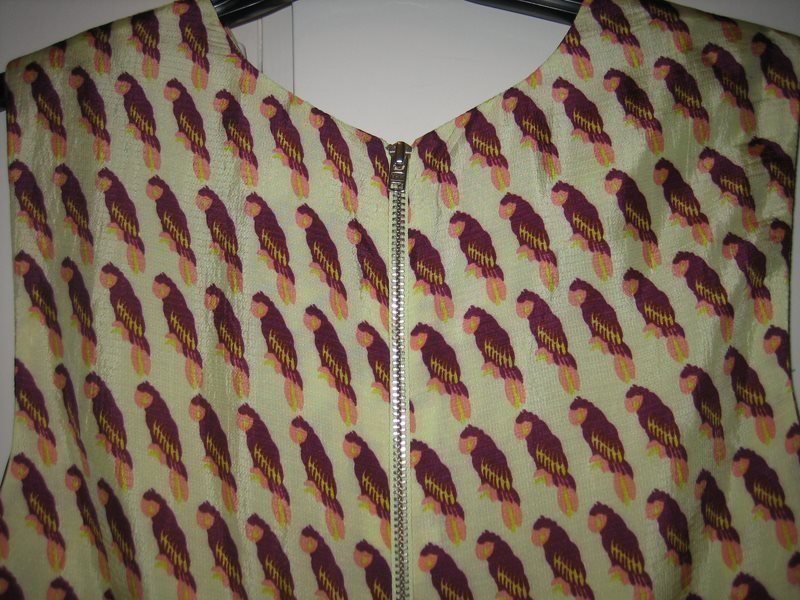 H&M TREND BLUS PEPLUM LINNE NY 400KR FYND! studio exclusive tropical pop art H&M TREND BLUS PEPLUM LINNE NY 400KR FYND! studio exclusive tropical pop art