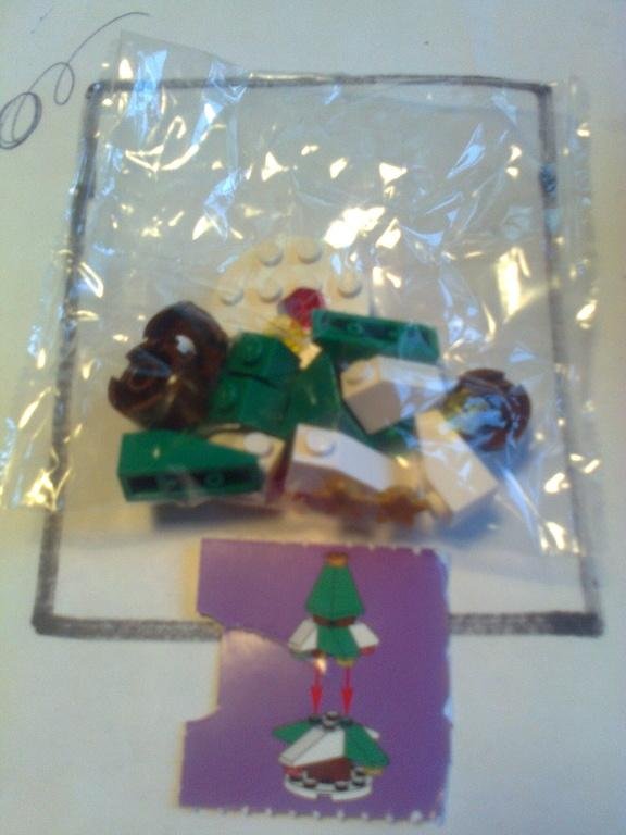 lego nytt julgran med snö eller bara en gran träd Köp på Tradera