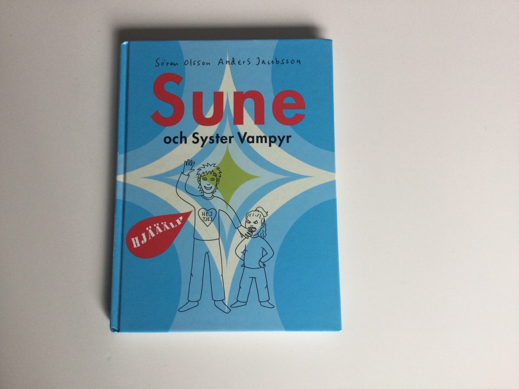 Se produkter som liknar Sune och syster vampyr på Tradera (543527085)