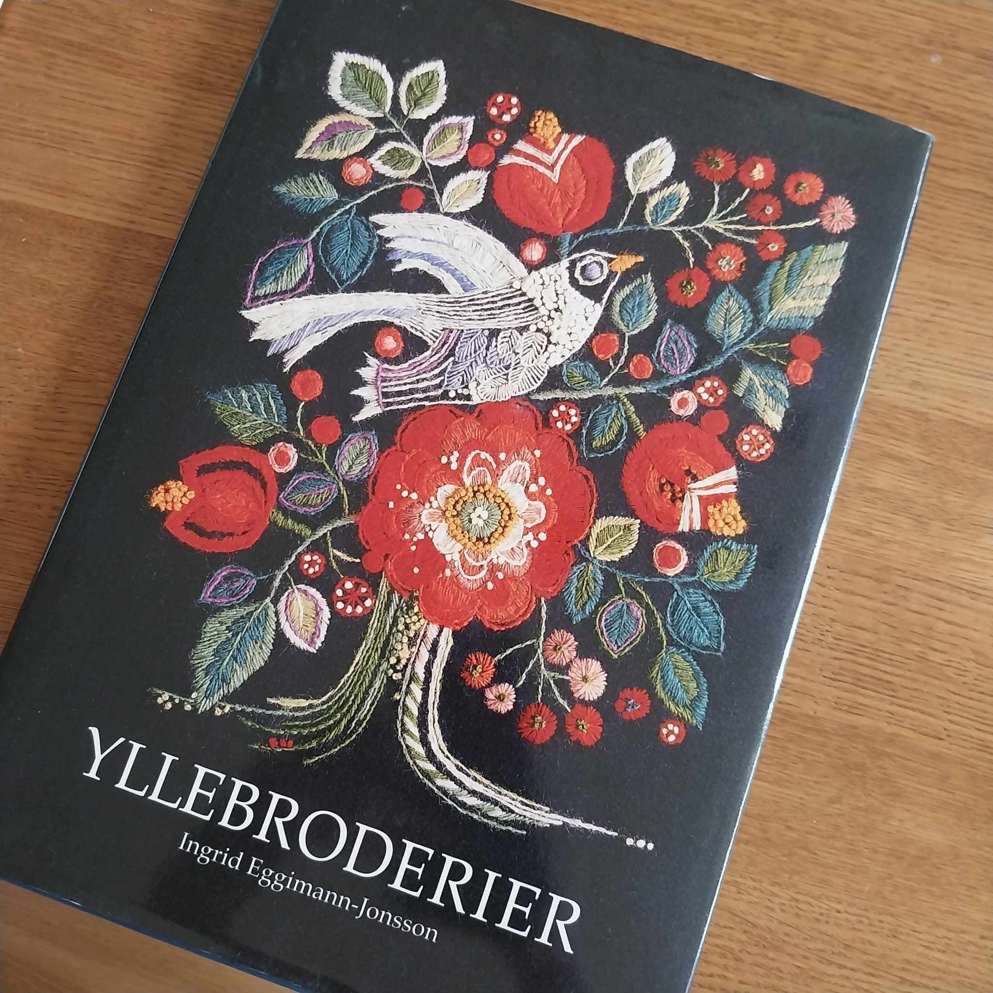2点　Ingrid Eggiman-Jonsson broderier 刺繍 Svenska Broderier by Ingrid Eggimann Jonsson / Swedish Folk