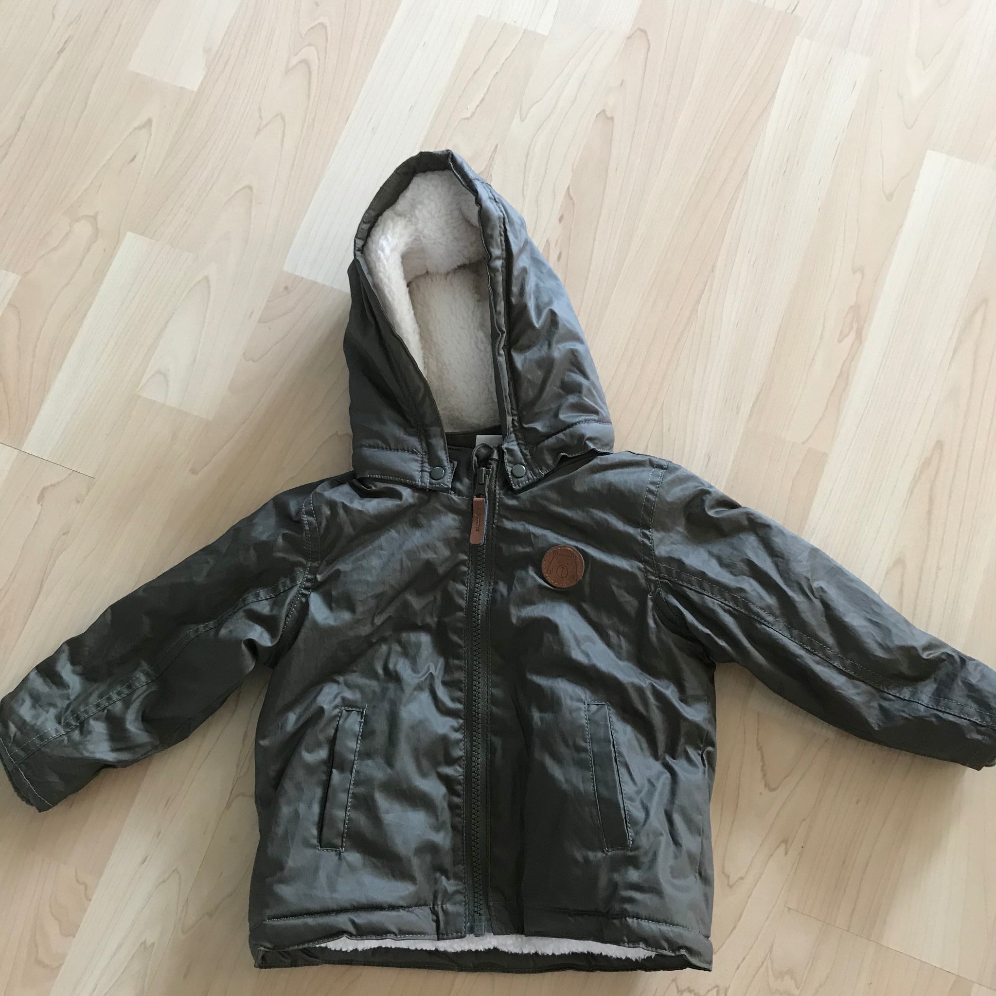 Super fin vinterjacka från HM (413598364) ᐈ Köp på Tradera Super fin vinterjacka från HM (413598364) ᐈ Köp på Tradera