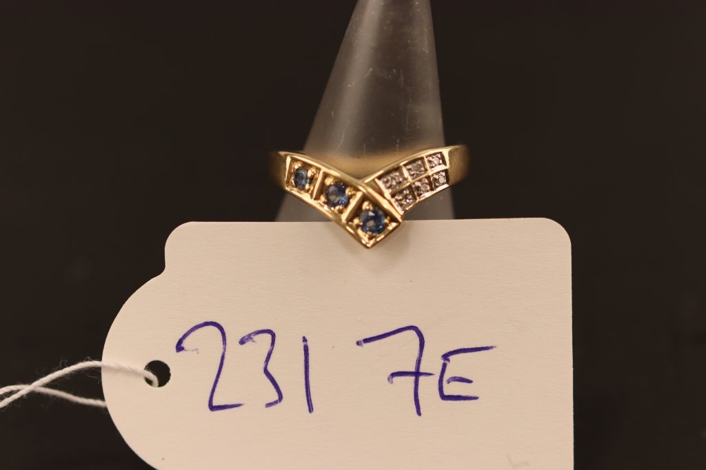 Ring; dia./saf.; 18k, 2,7g stl. 18 (231-7e)