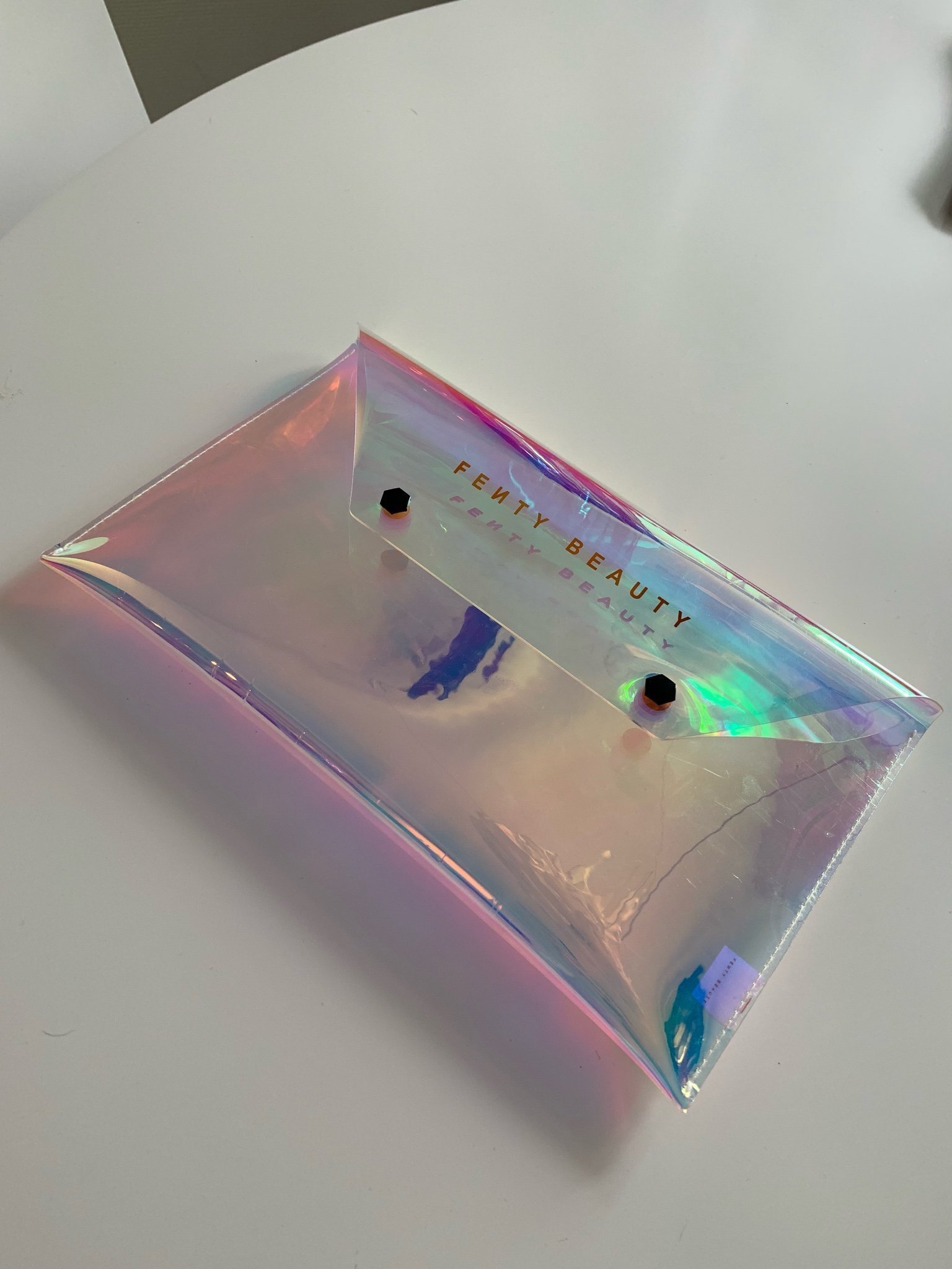 Transparent Väska/nessesär från fenty beauty by Rihanna, 28x17cm