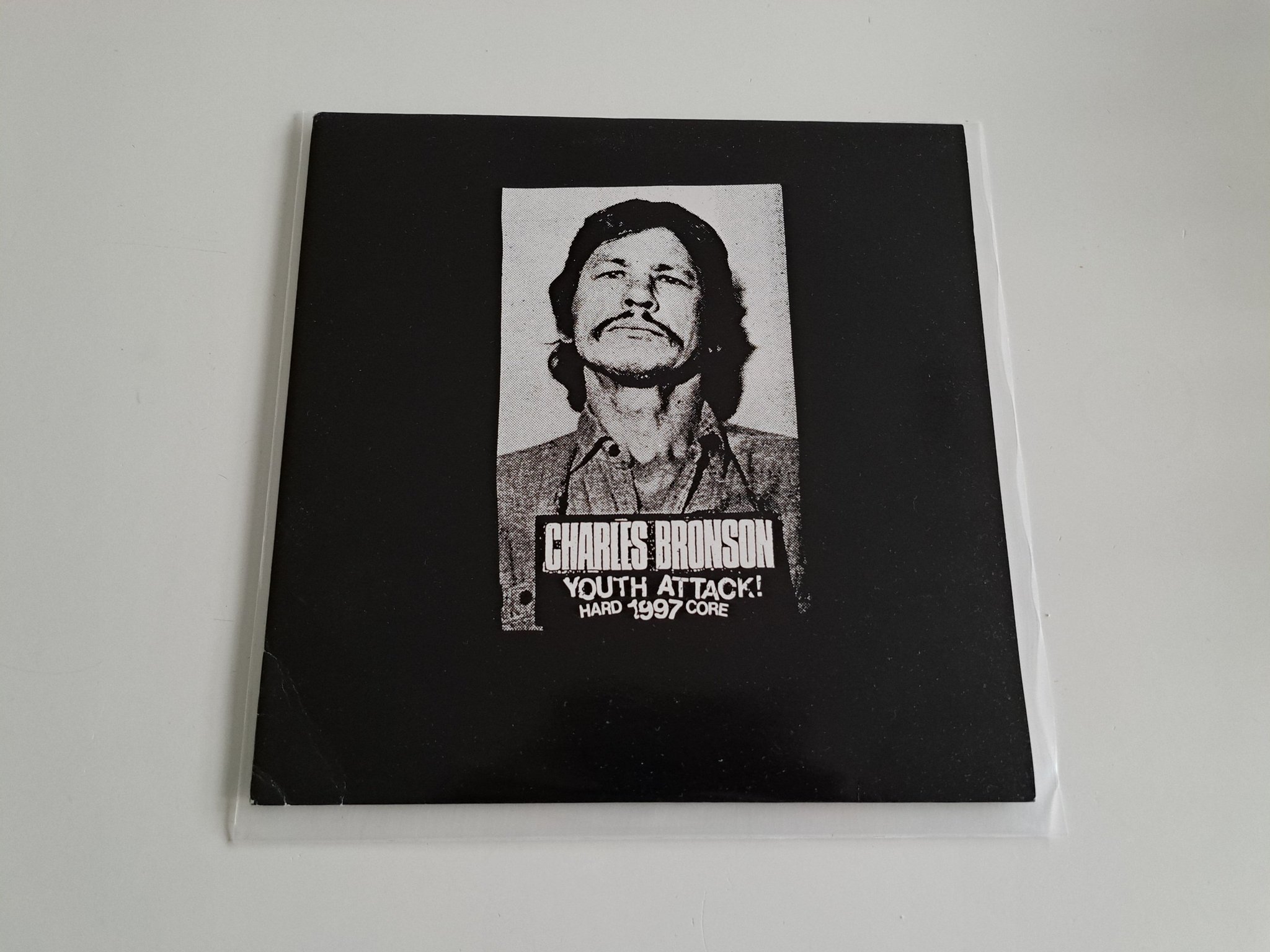 Charles Bronson / Youth Attack! 10inch版 Charles Bronson - Youth Attack! 10