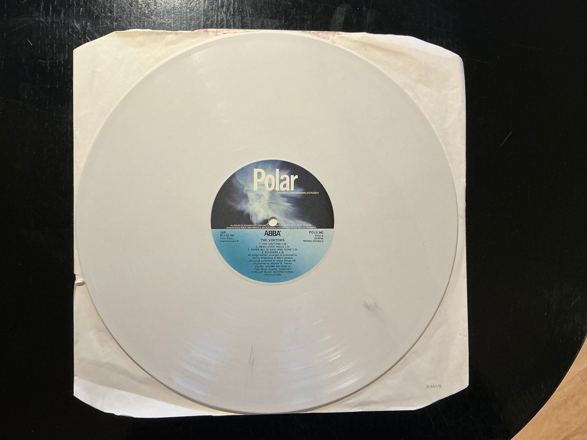 ABBA – The Visitors (LP, Album, Vit) | Köp på Tradera (731261799)