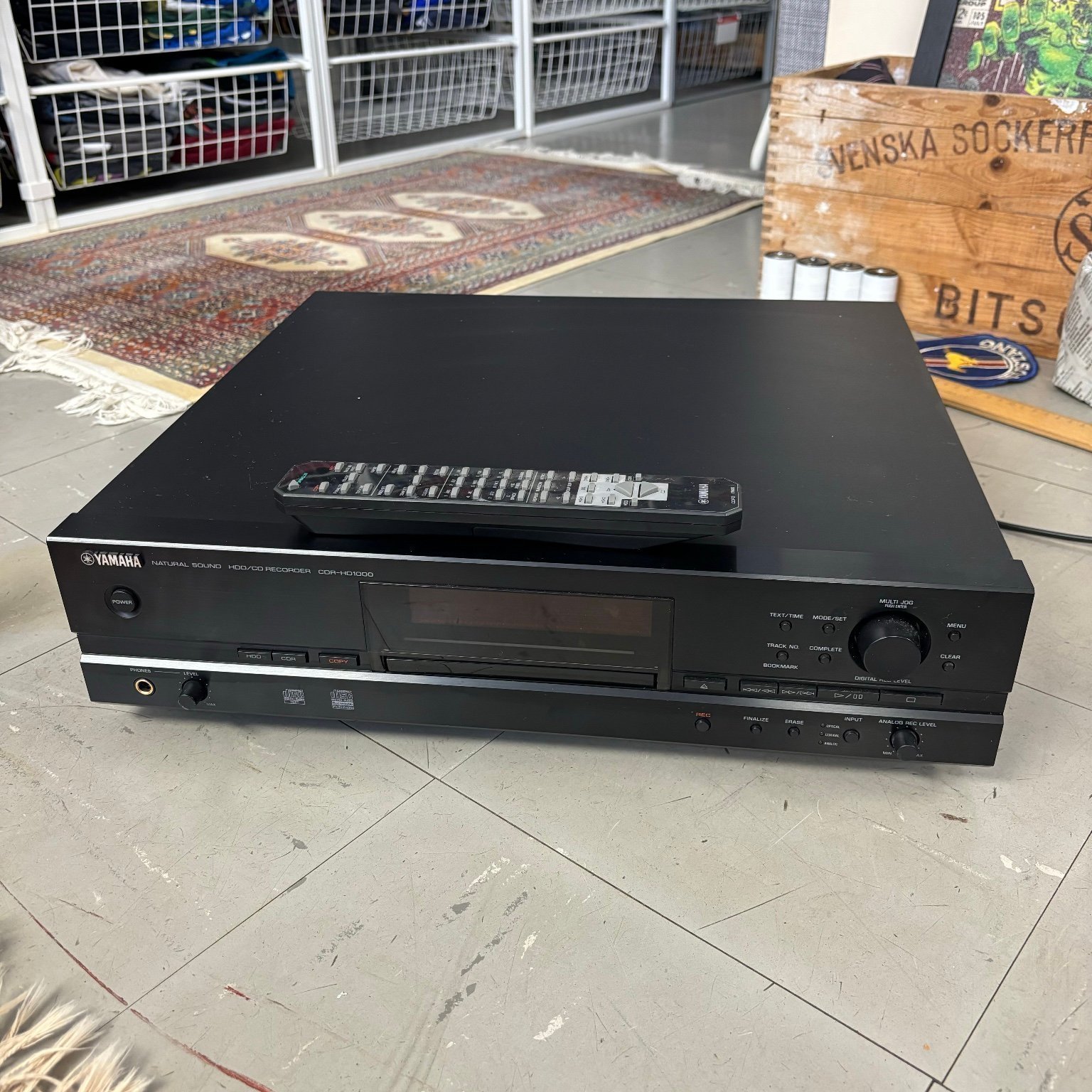 Se produkter som liknar Yamaha CDRHD1000 HDD/CD Sp.. på Tradera