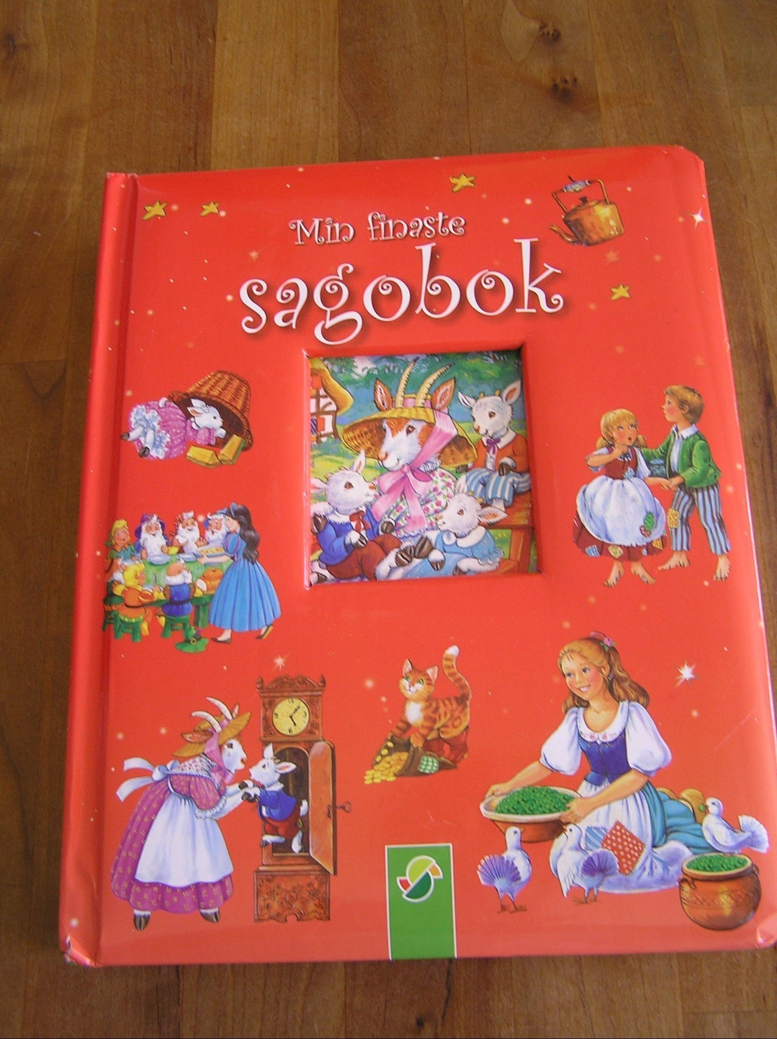 Barnbok Min finaste Sagobok Klassiska sagor Folksagor Askungen Snövit mm bra ski Barnbok Min finaste Sagobok Klassiska sagor Folksagor Askungen Snövit mm bra ski