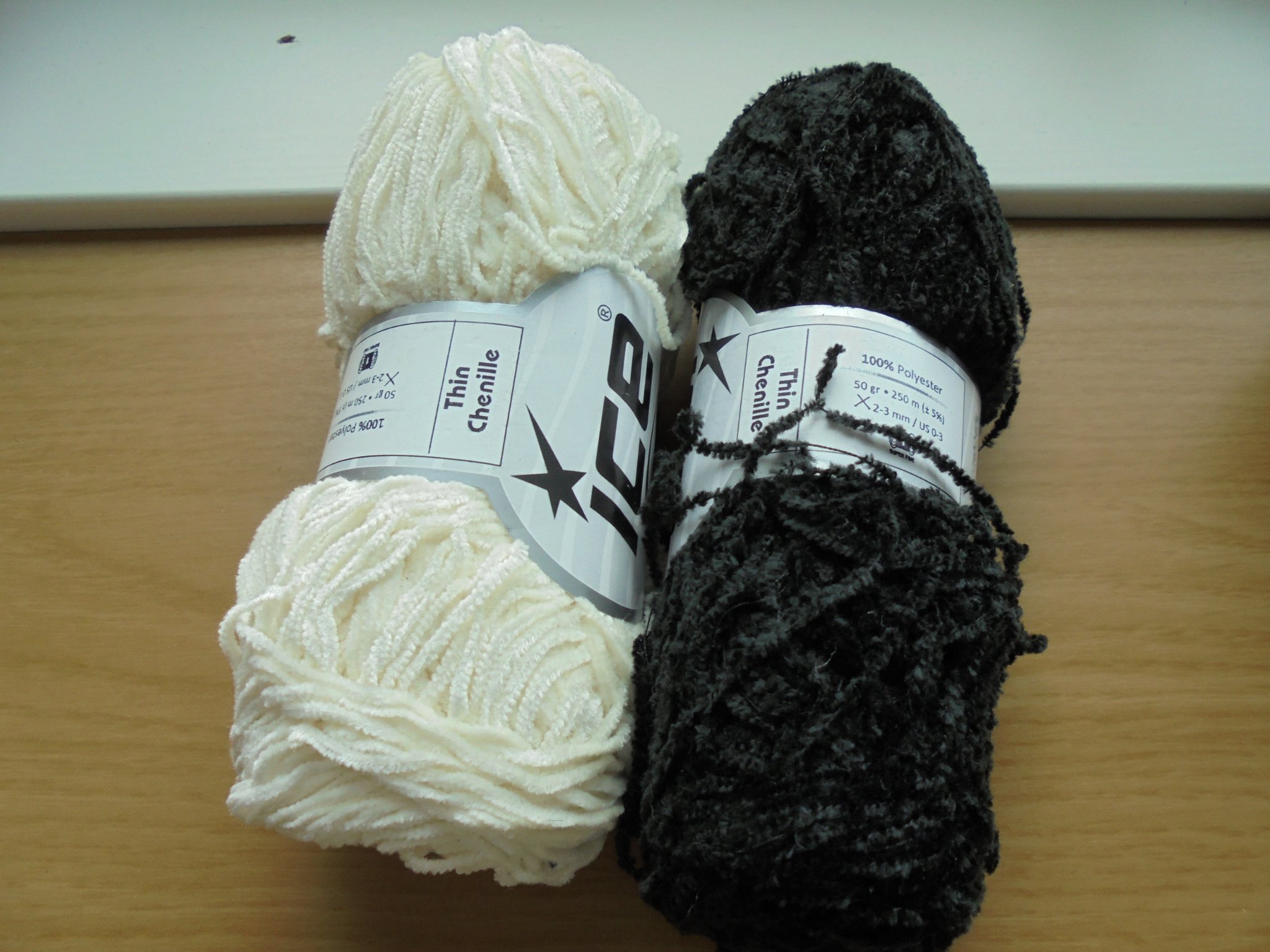 Hobby och fritid, garn, tunn chenille 100% polyester