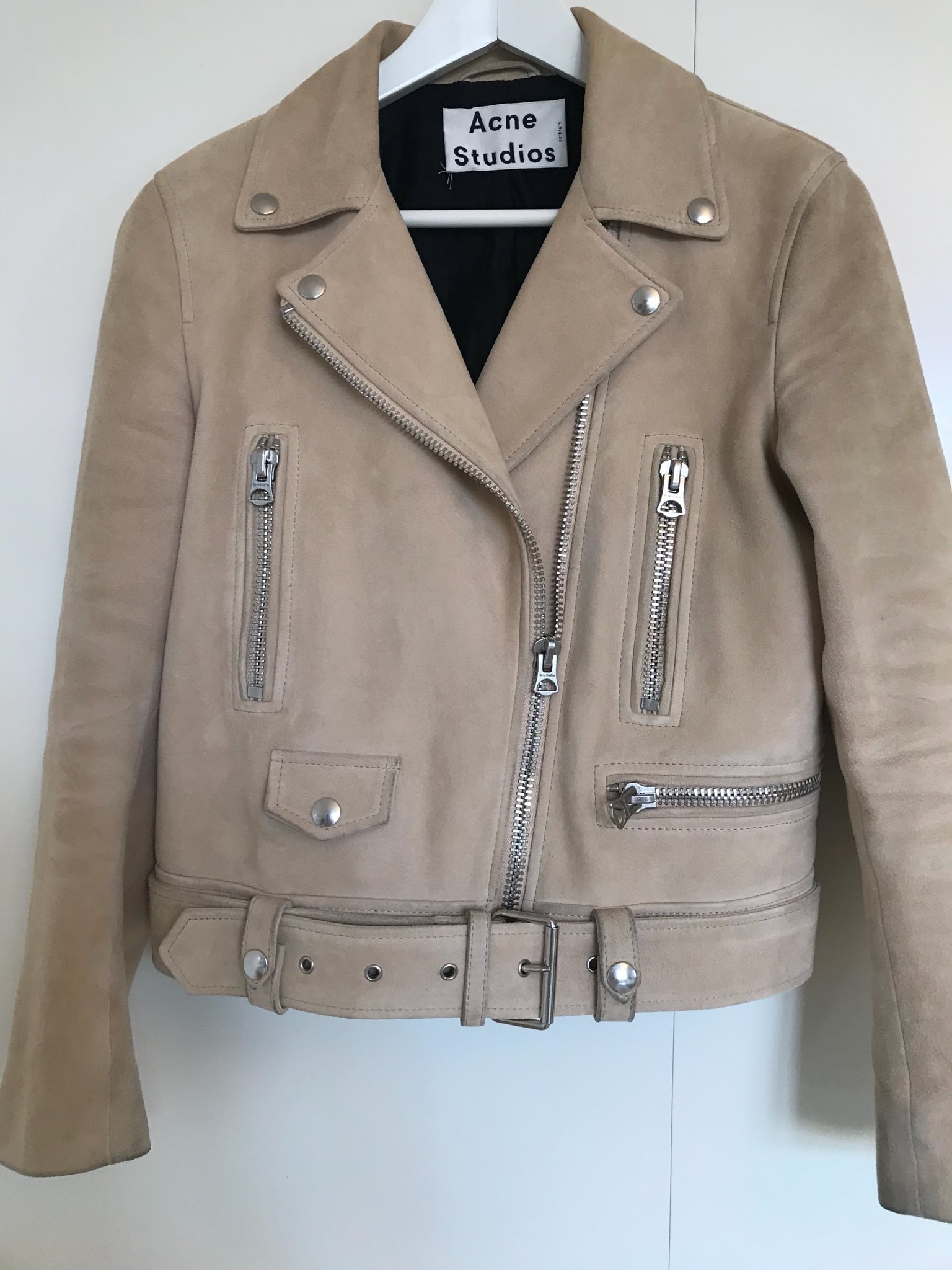 acne mockajacka acne mockajacka