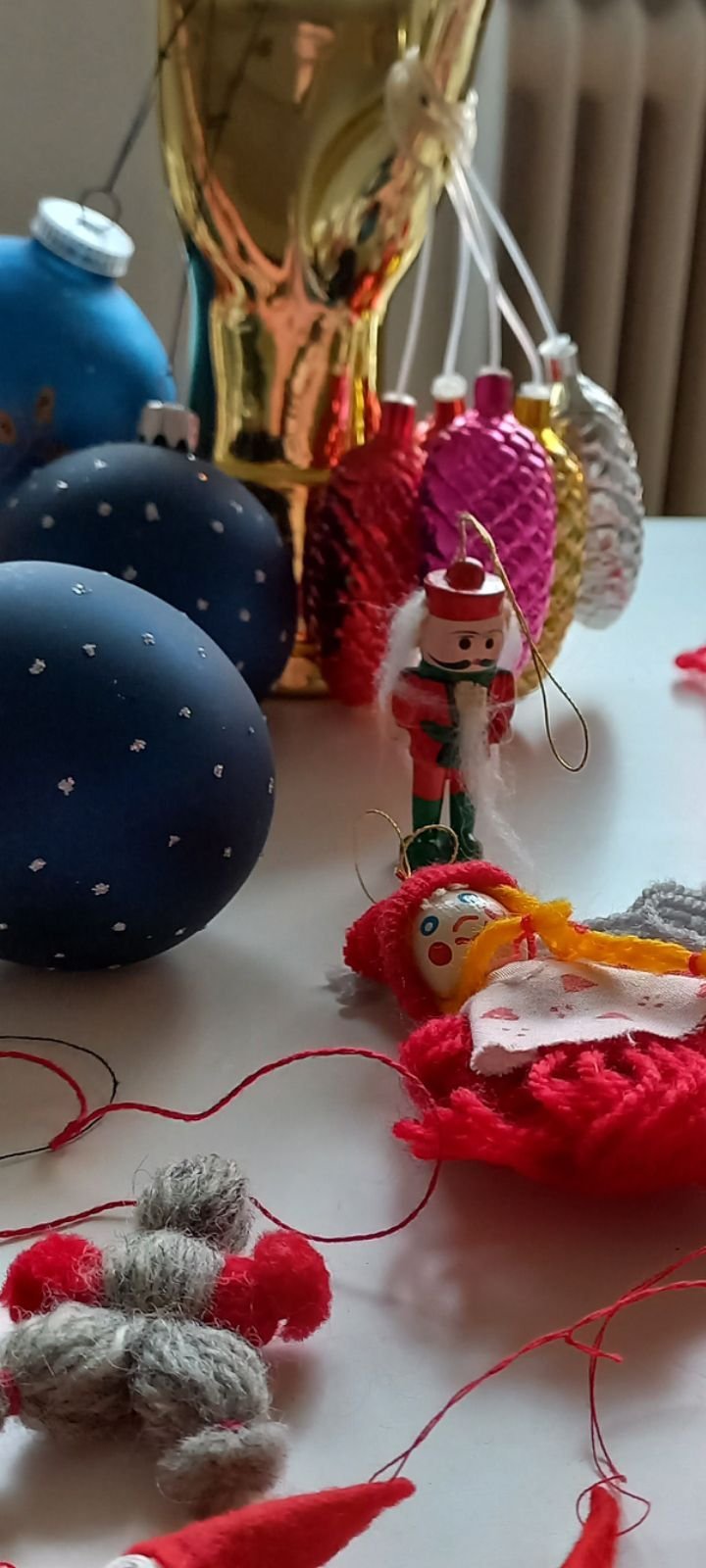 Antika julgranspynt julgranskulor glas kottar v.. Köp på Tradera