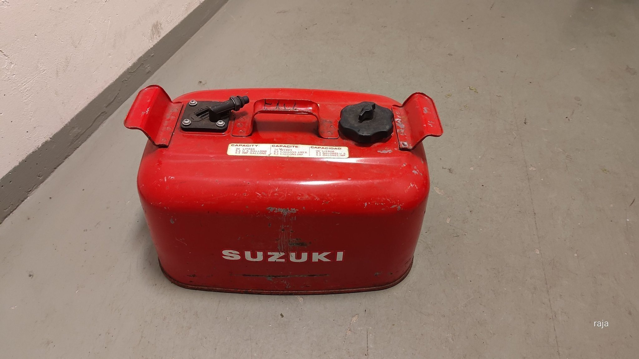 se-produkter-som-liknar-suzuki-bensin-tank-pl-t-24-li-p-tradera