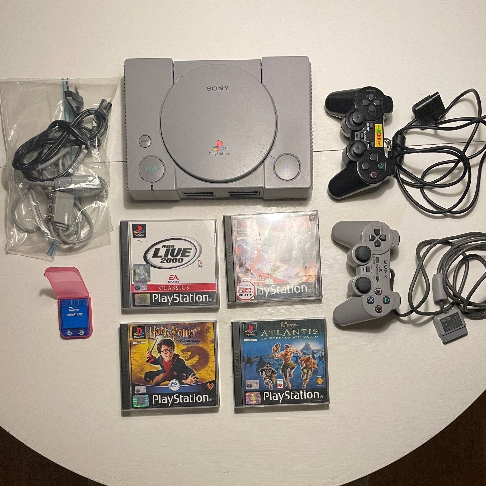 PlayStation 1 Testat & Komplett med +4 spel: Tekken 3 & Harry Potter (SCPH-7502)