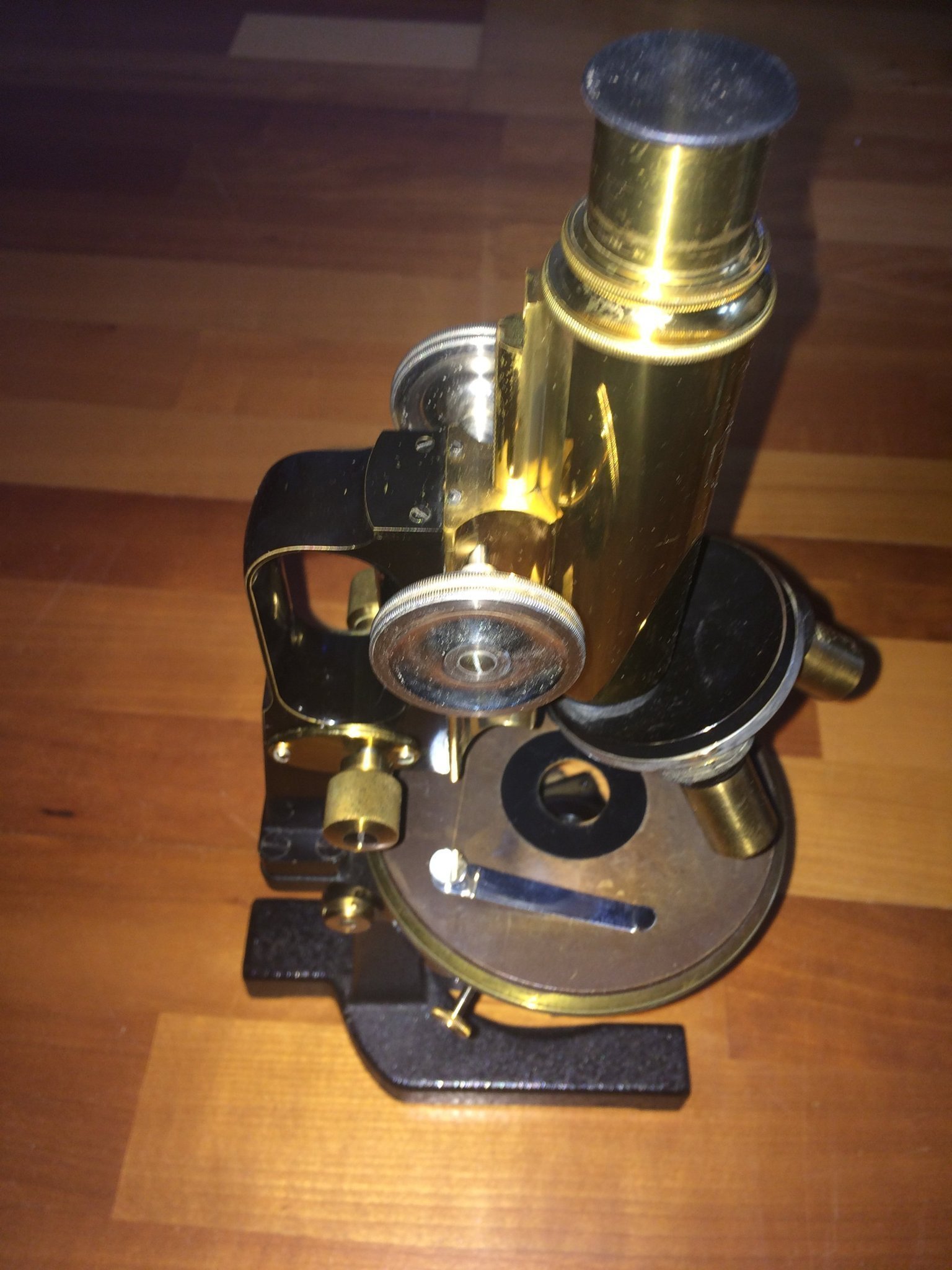 Mikroskop Carl Zeiss Jughandle *Ovanligt* (393930075) ᐈ Köp på Tradera