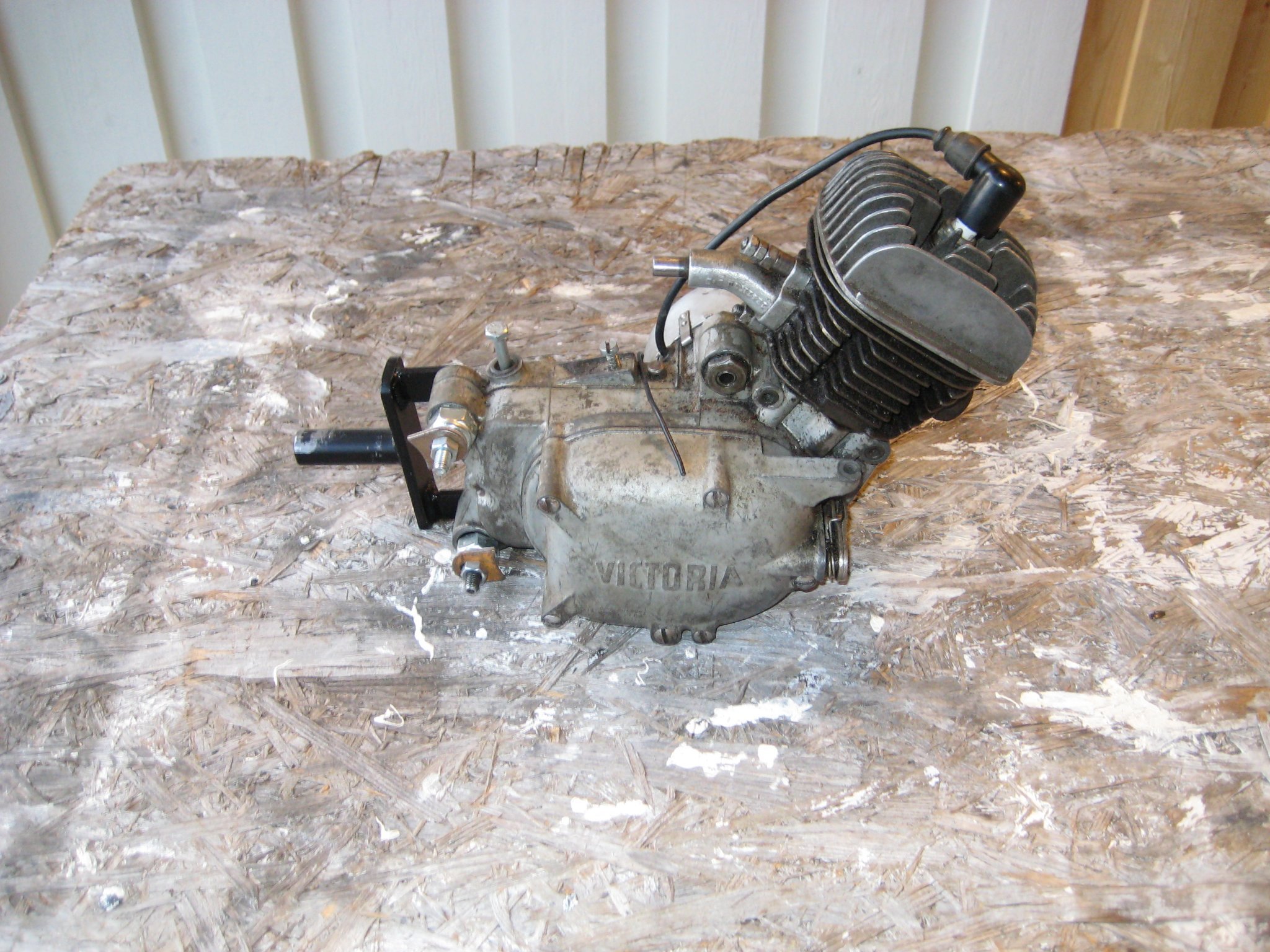 Victoria Motor (419292906) ᐈ Köp på Tradera