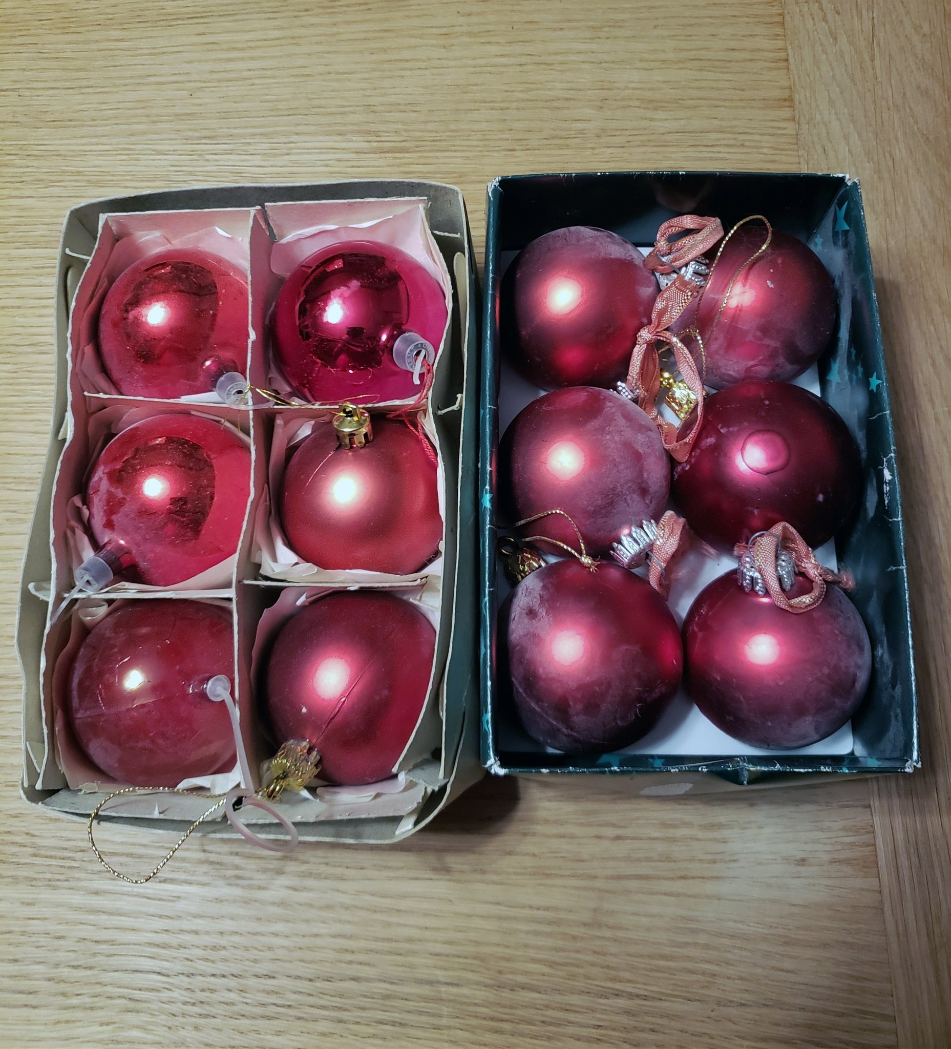 Mycket gamla julgranskulor i originalaskar utan.. Köp på Tradera
