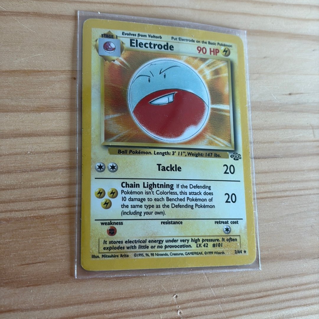 pokemon collection book for cards Pokémon Card Action Flipz 3D Premier Edition #39 Voltorb main image 1