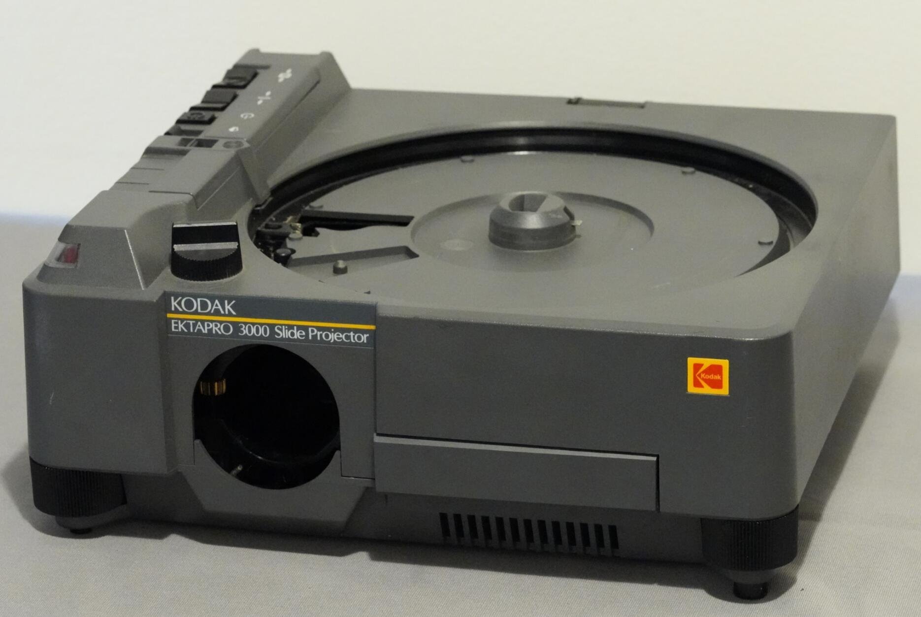 Kodak Ektapro 3000 Slides Projector Not working (418195747) ᐈ Köp på