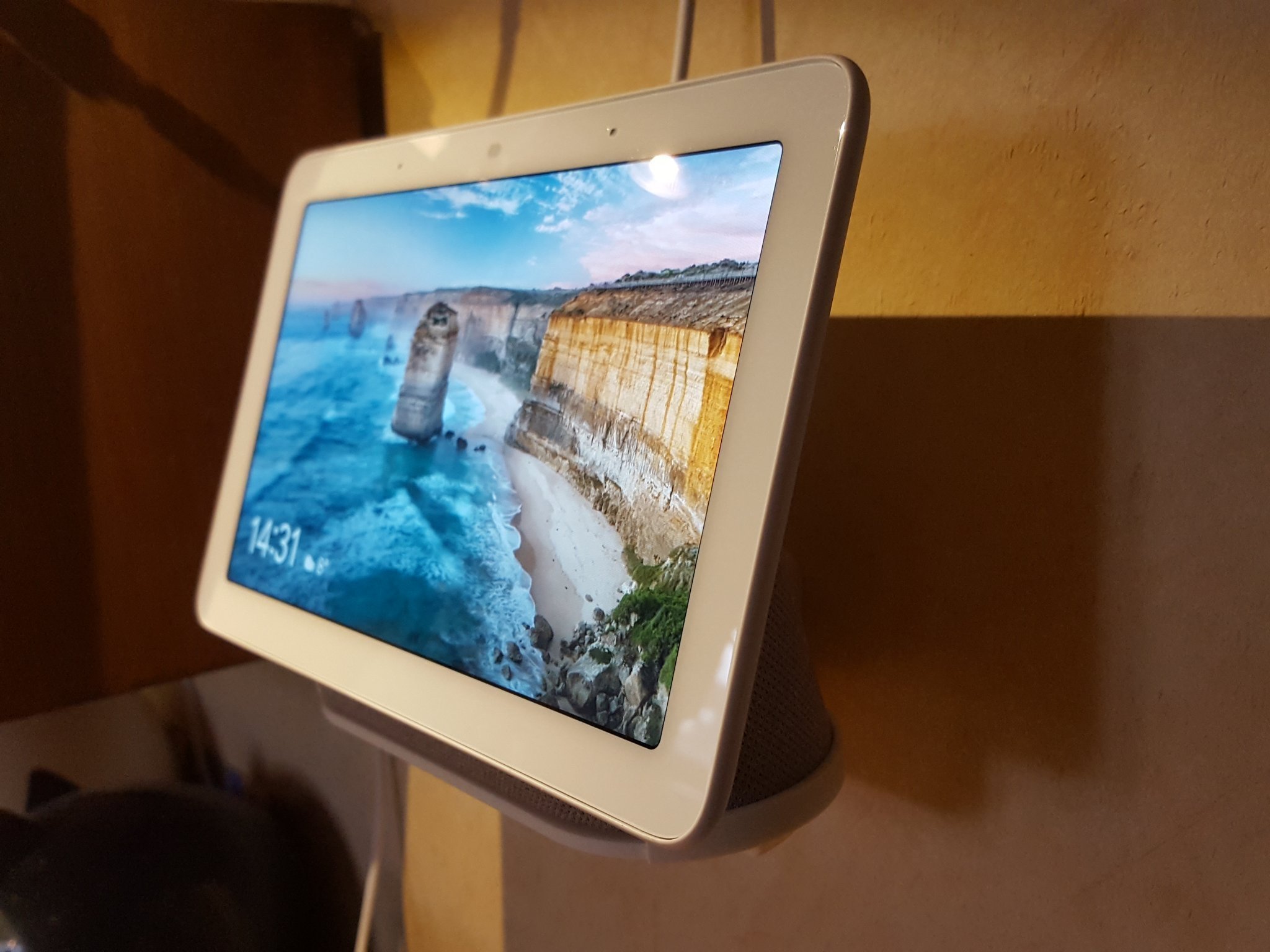 google home hub pris