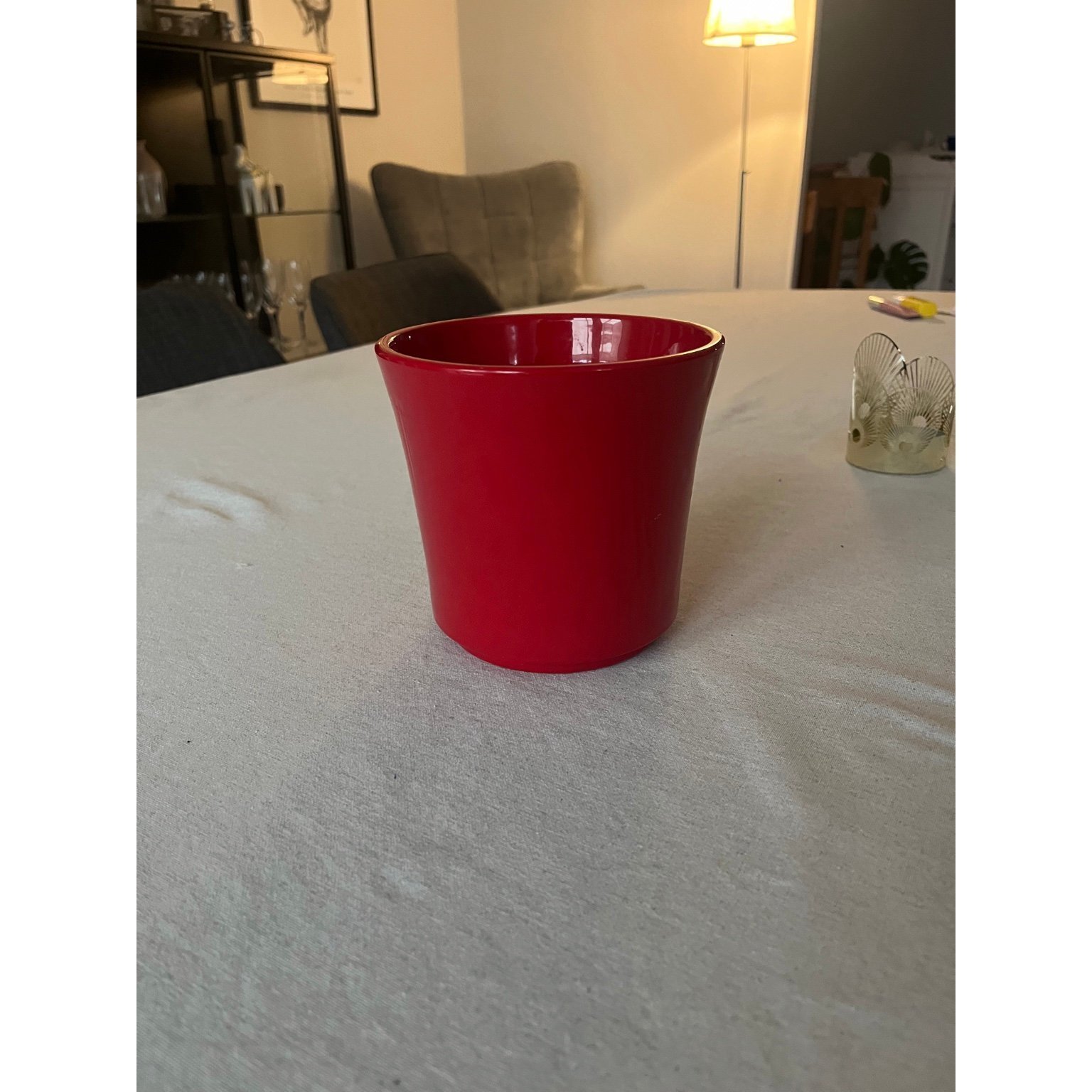 Se produkter som liknar Röd / jul kruka i fint skick på Tradera (620672546)