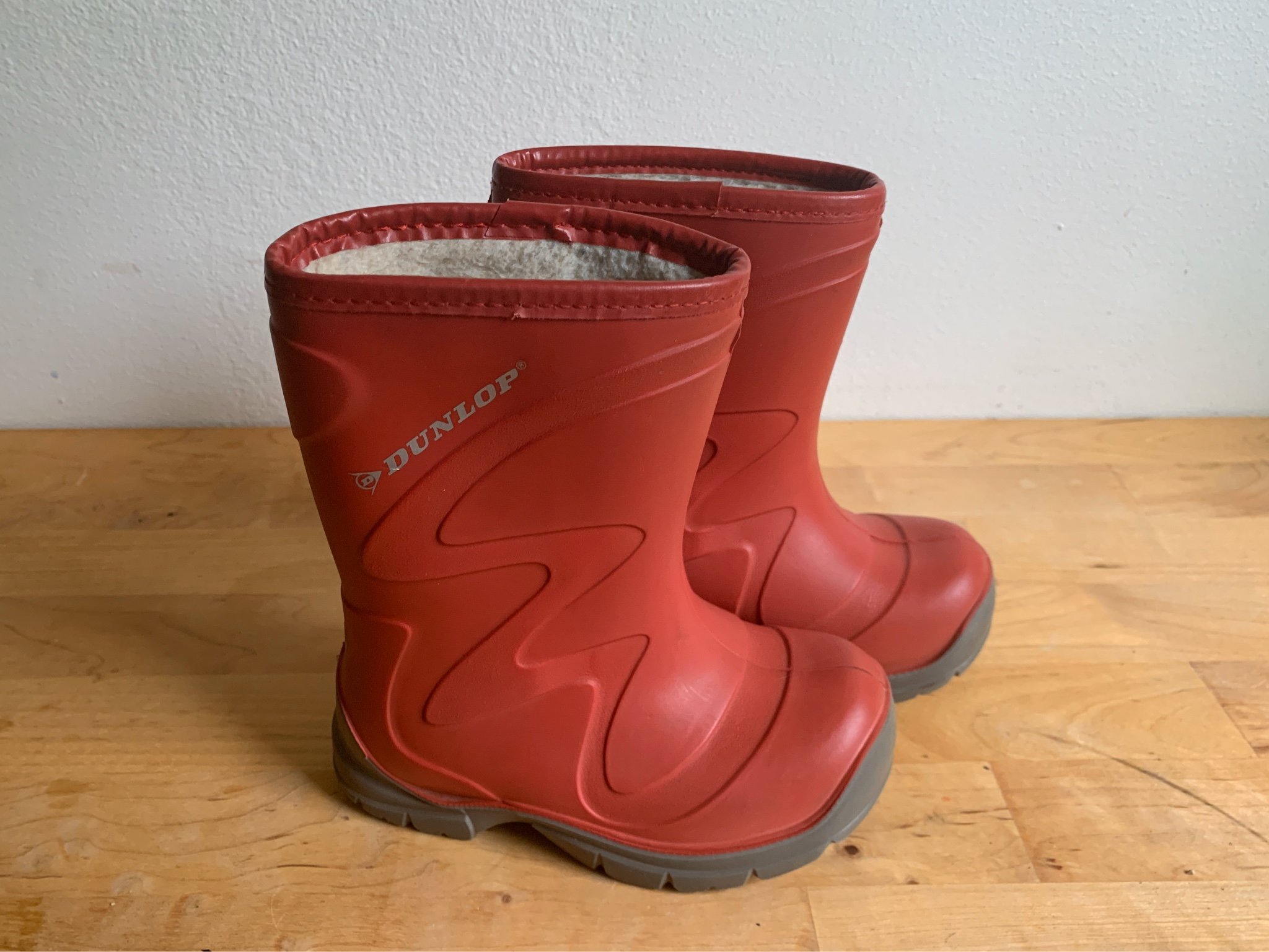 Fodrade gummistövlar Dunlop stl 23 (418757098) ᐈ Köp på Tradera Fodrade gummistövlar Dunlop stl 23 (418757098) ᐈ Köp på Tradera