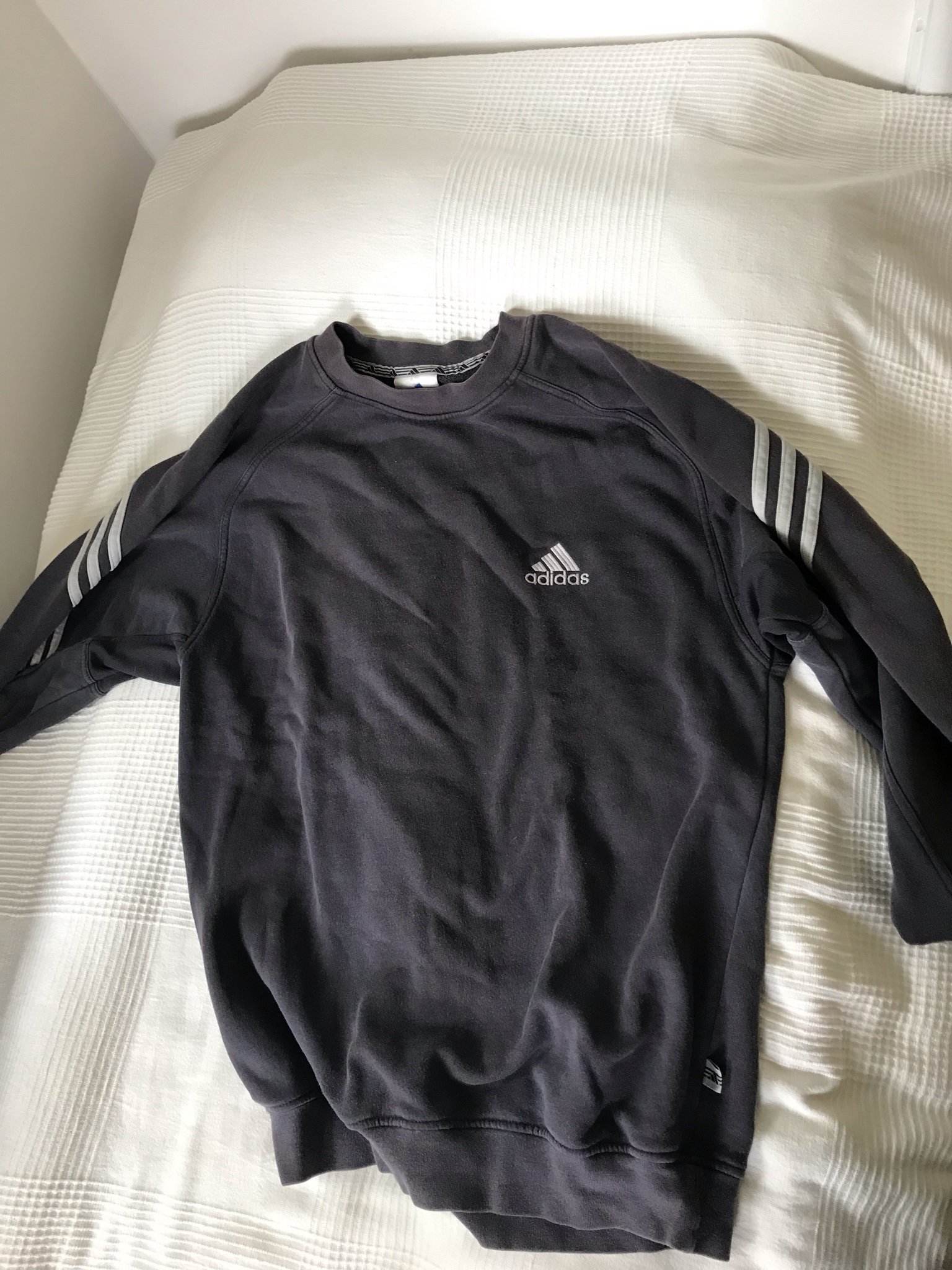Tröja adidas gråblå (370973283) ᐈ Köp på Tradera Tröja adidas gråblå (370973283) ᐈ Köp på Tradera