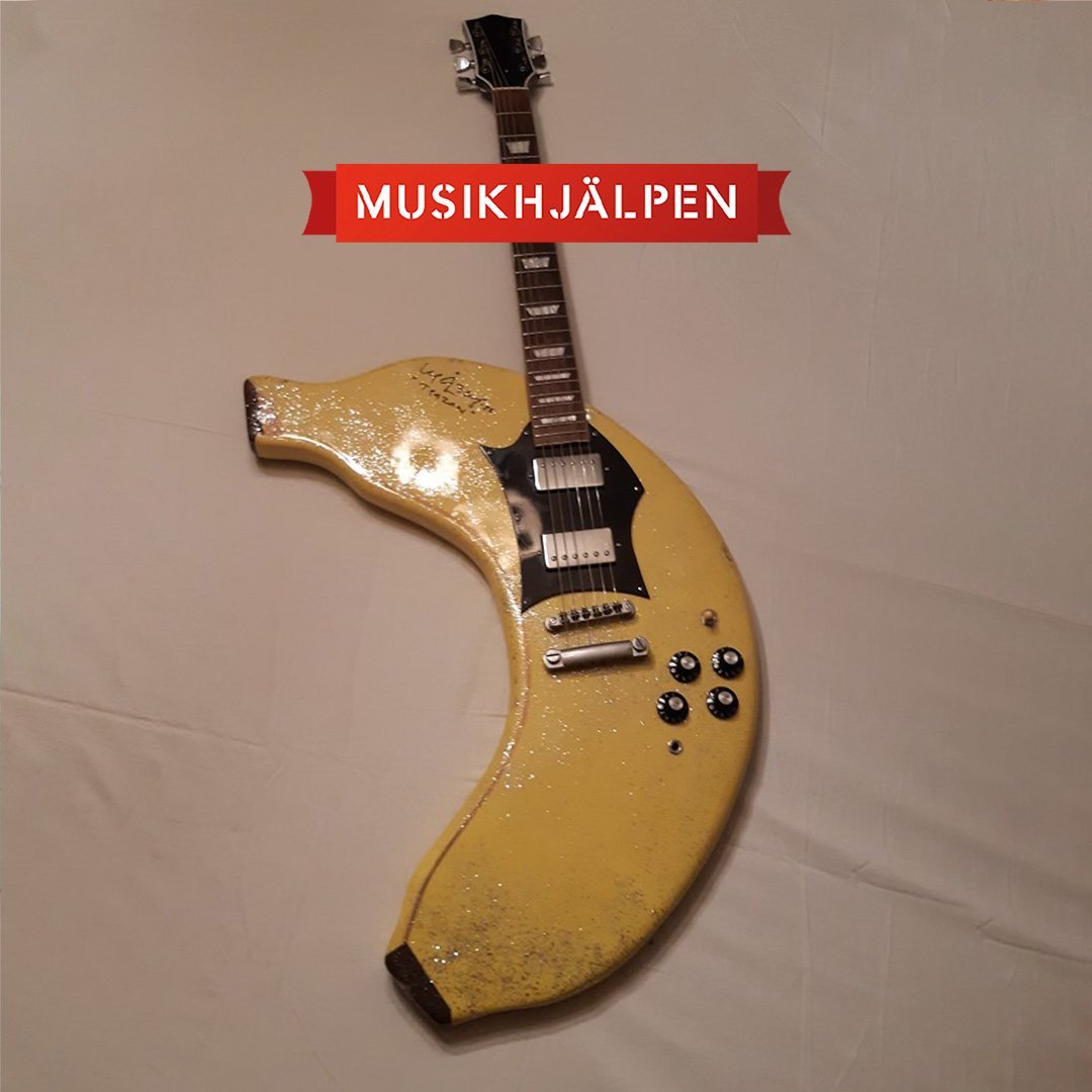 Se produkter som liknar Signerad Electric Banana Band.. på Tradera