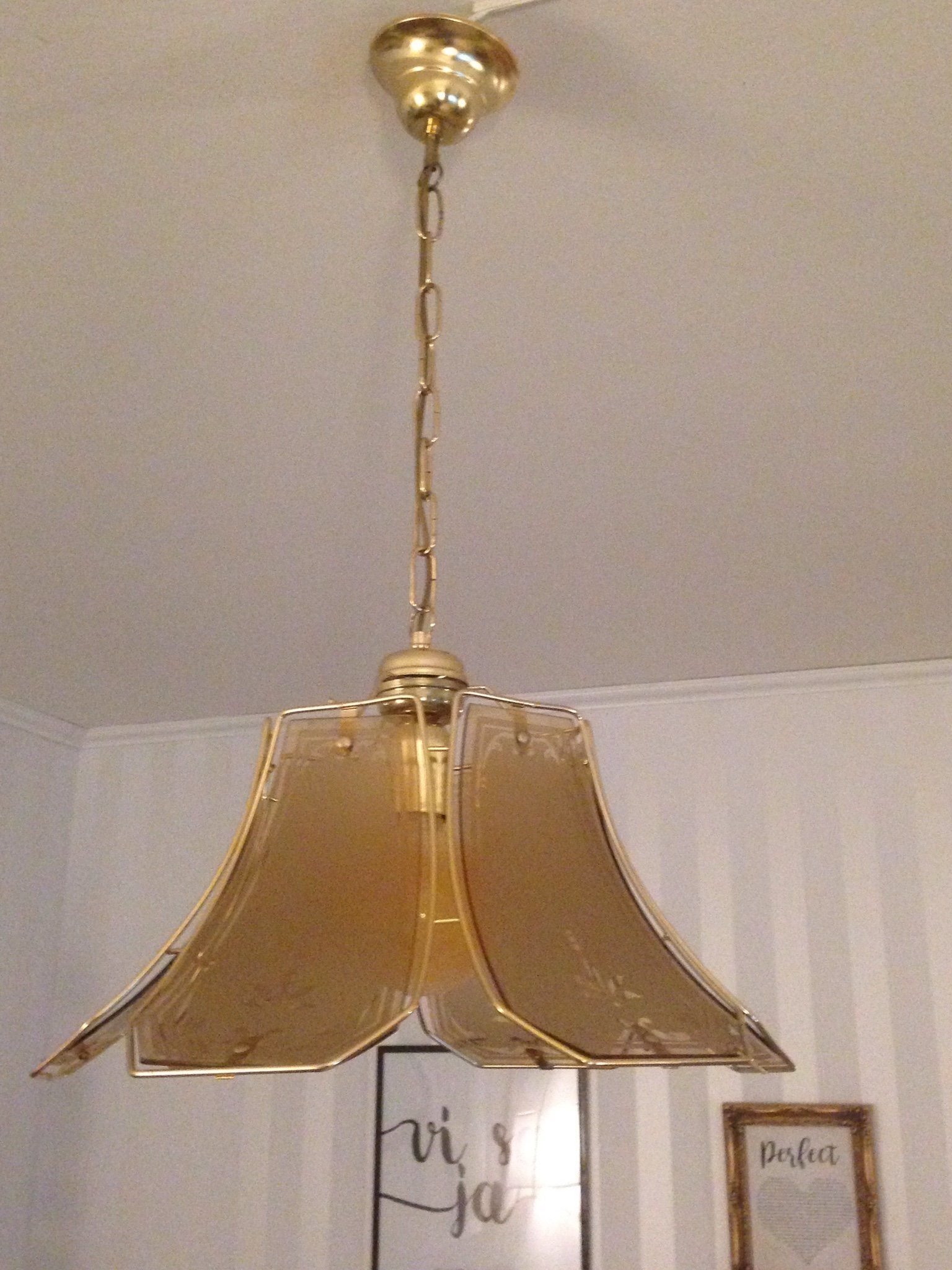 Sänkt pris! Jättefin lampa i glas med superfin ledglödlampa