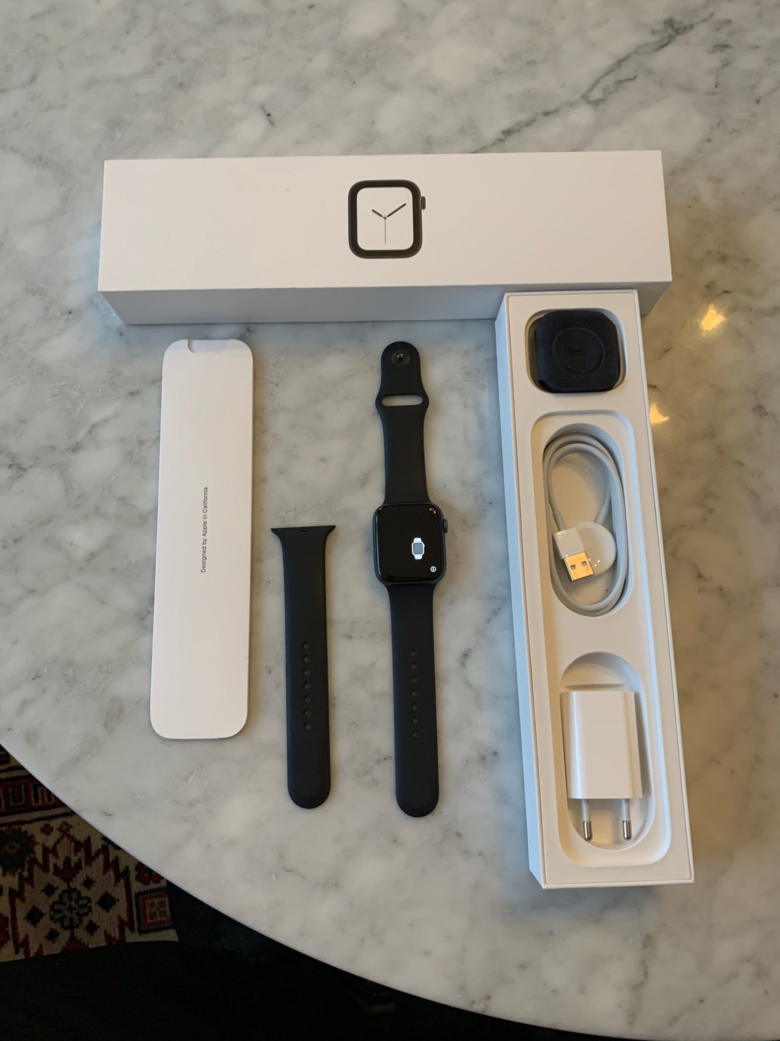 apple watch 4 44mm esim