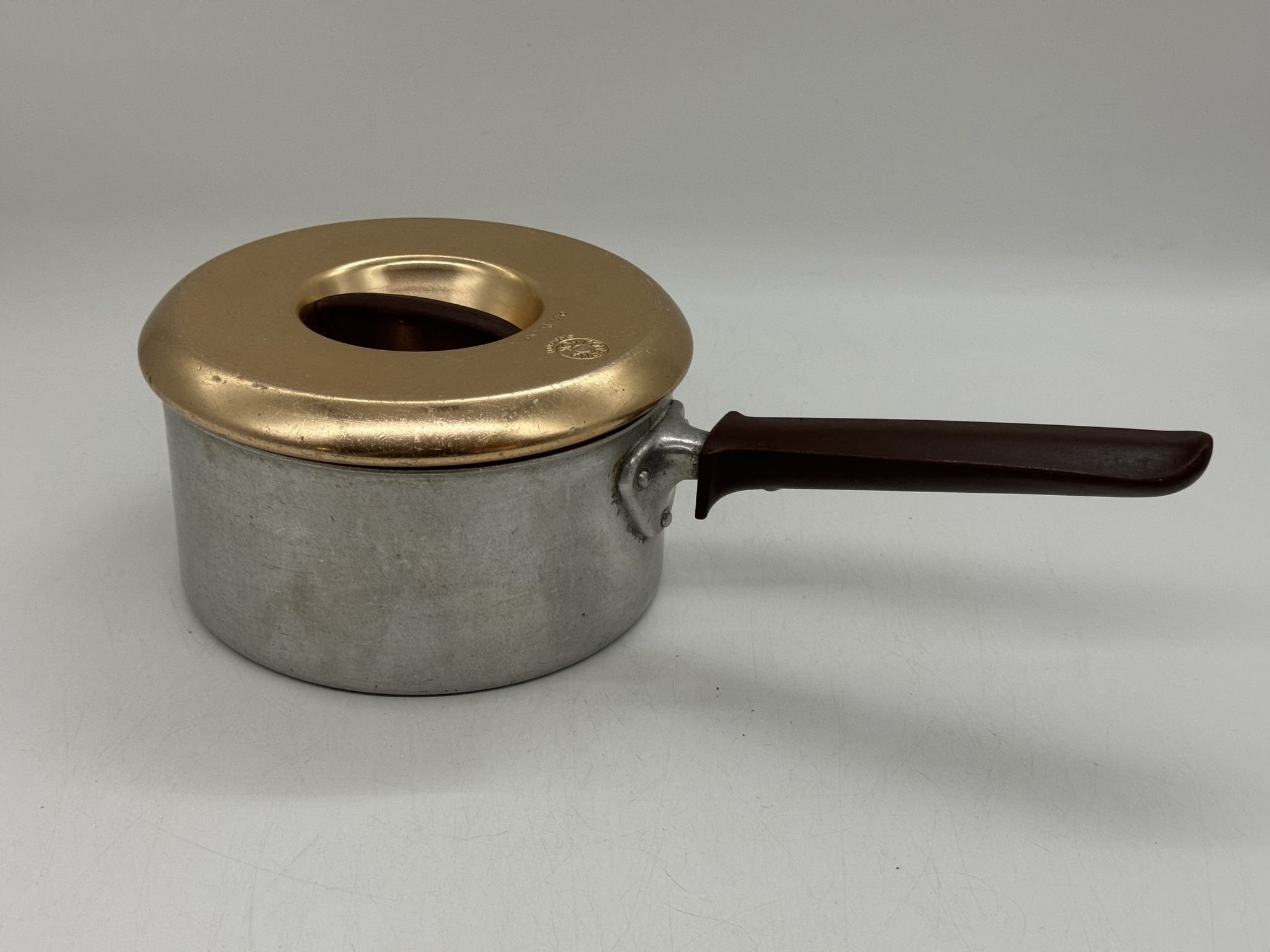 VINTAGE GRYTA MED LOCK ALUMINIUM MODERNA KÖK DESIGN SIGVARD BERNADOTTE SIGN