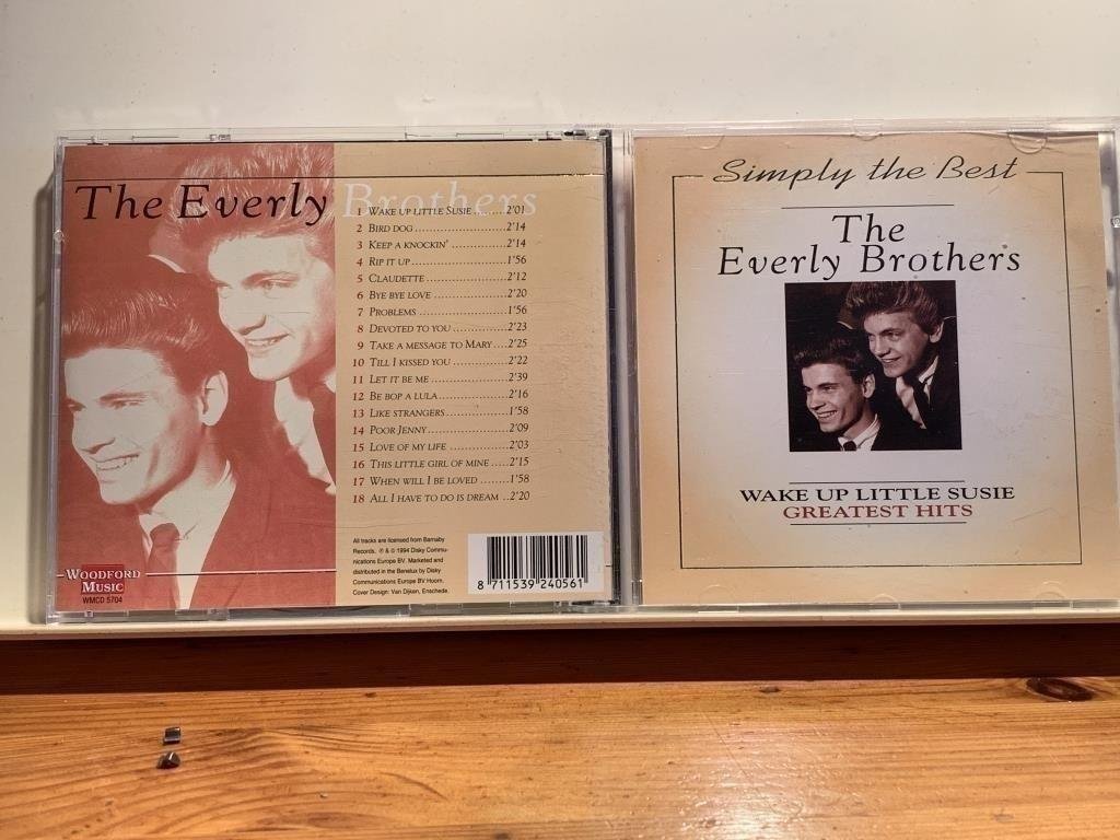 EVERLY BROTHERS - WAKE UP LITTLE SUSIE - SIMPLY THE BEST